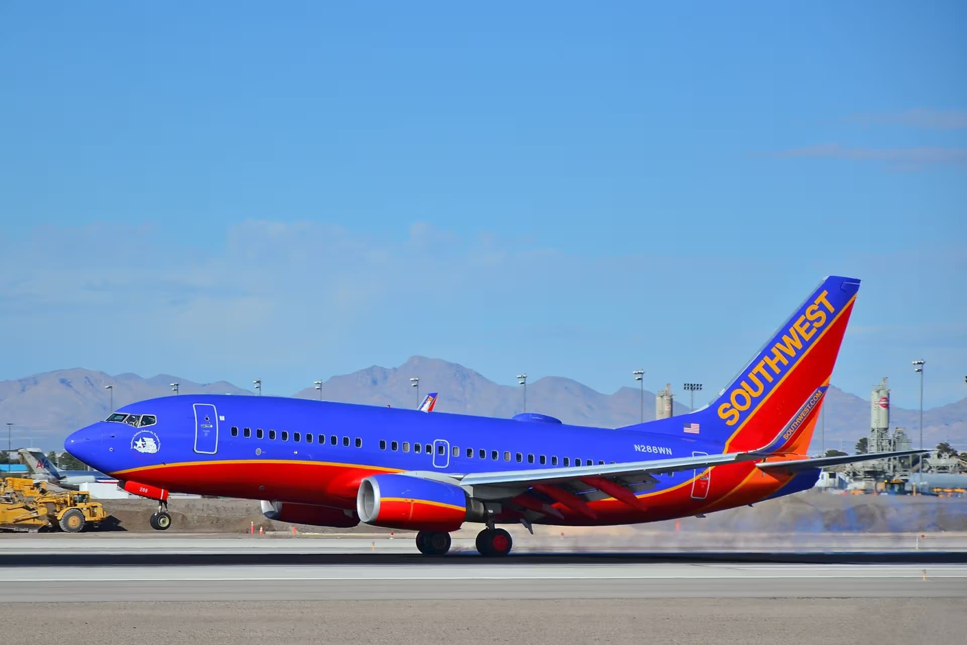 N288WN — Boeing