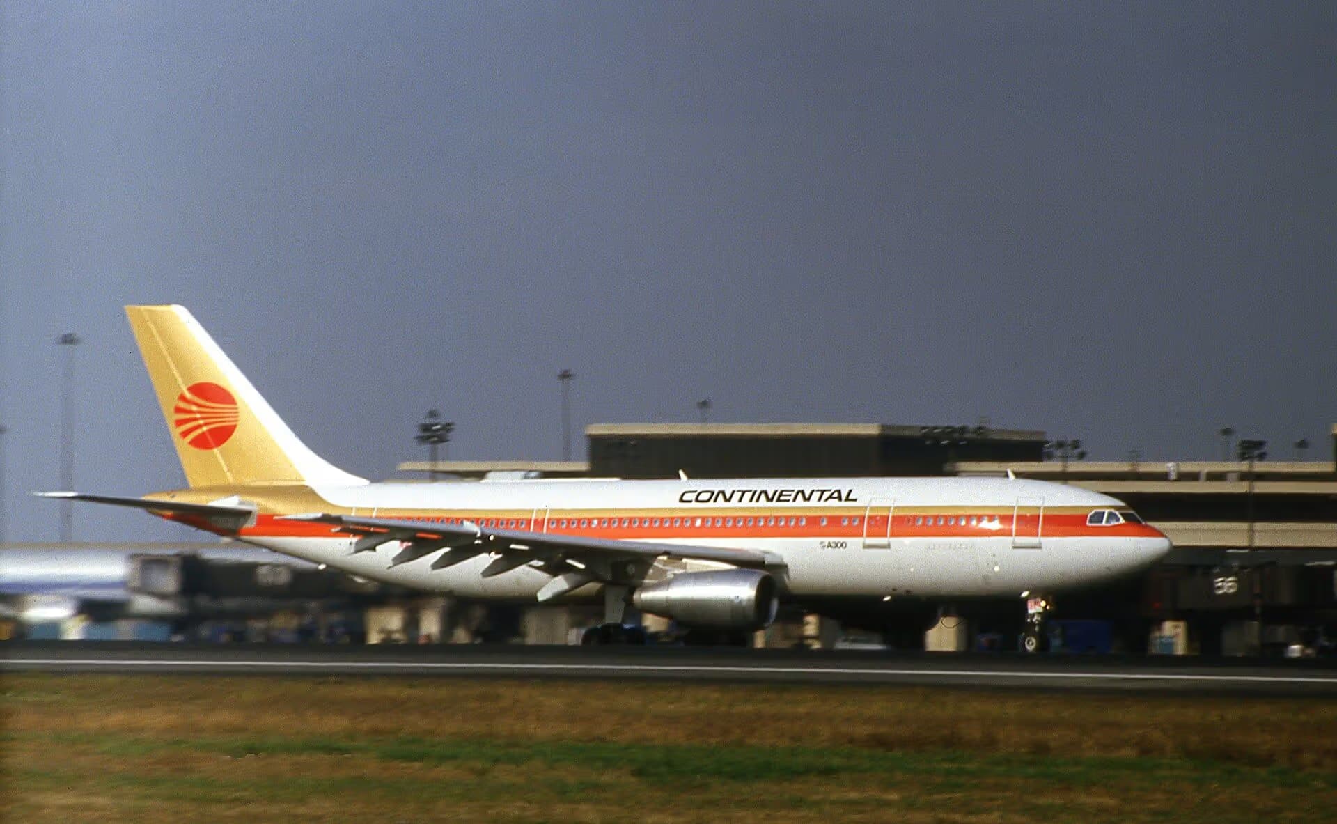 N968C — Aircraft
