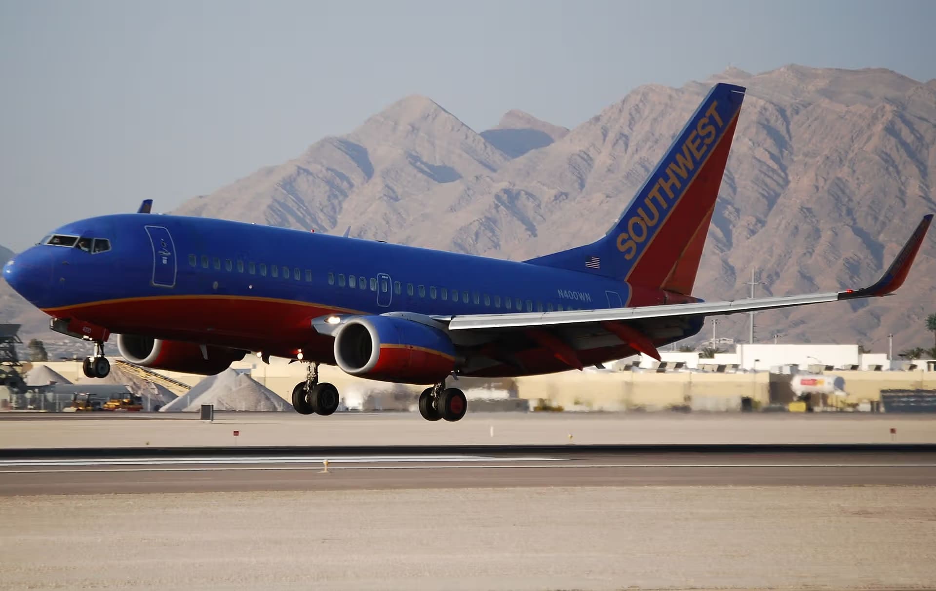 N400WN — Boeing