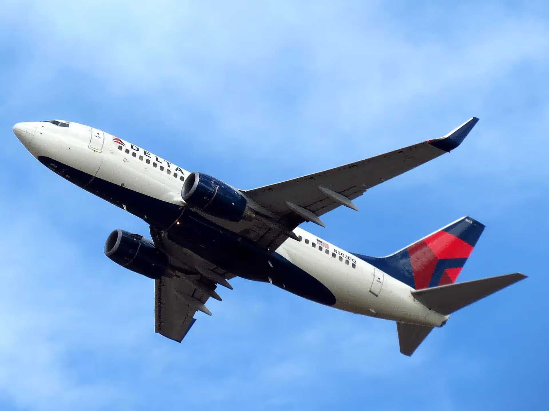 N303DQ — Boeing