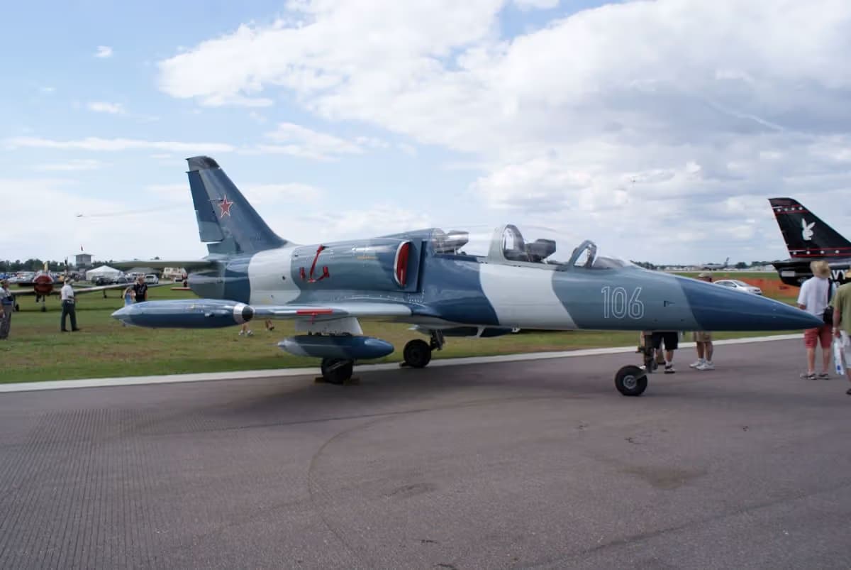 Unidentified — Aircraft