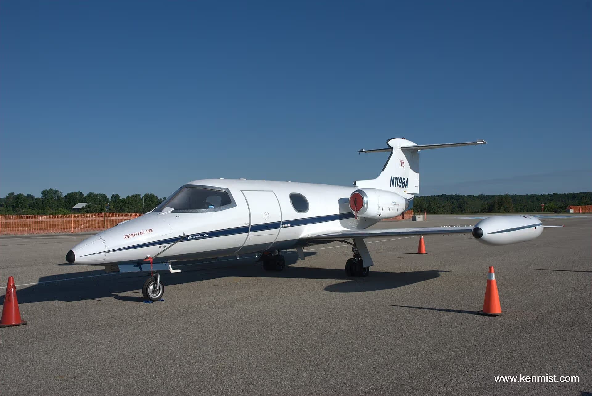 N119BA — Business jet