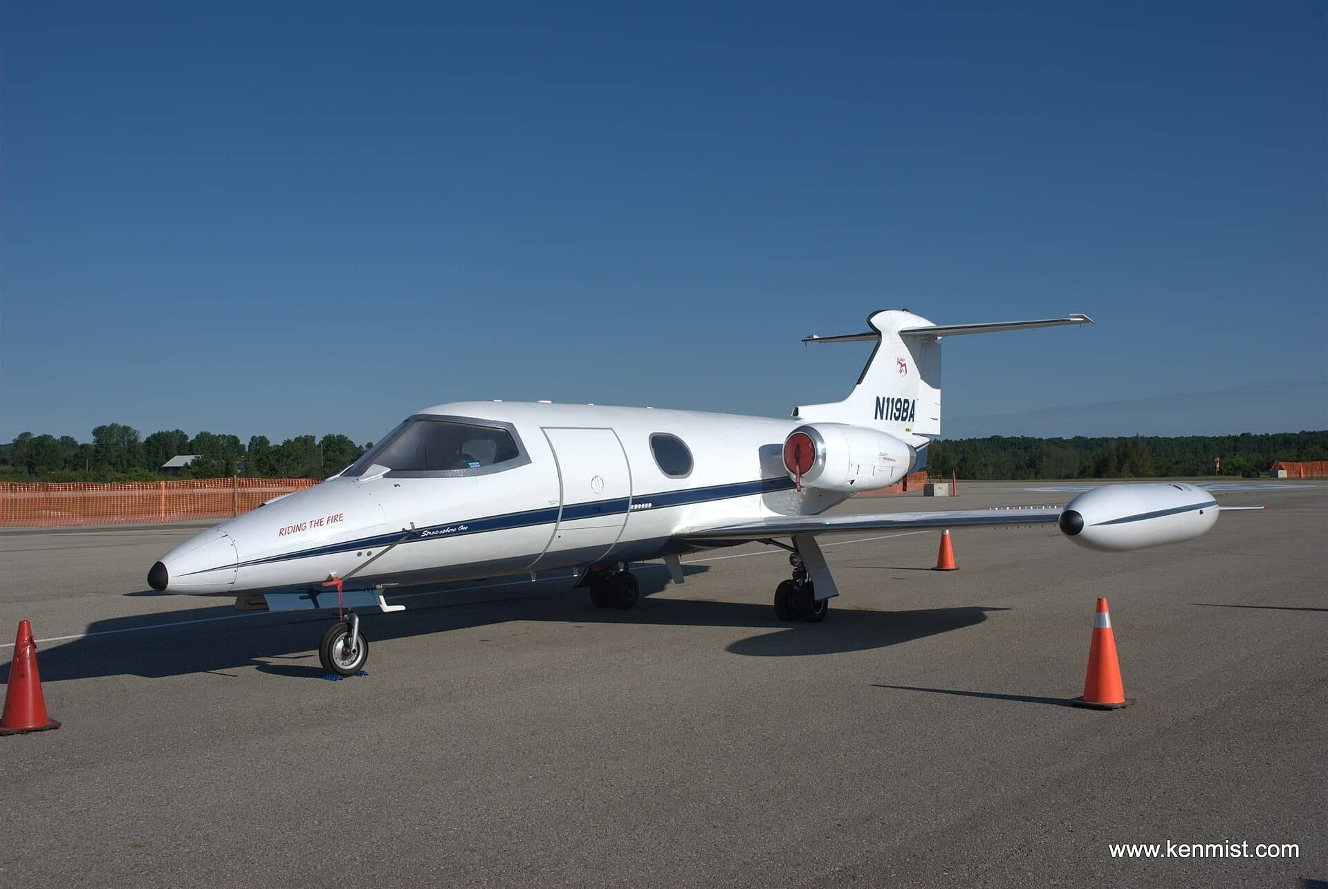 N119BA — Business jet