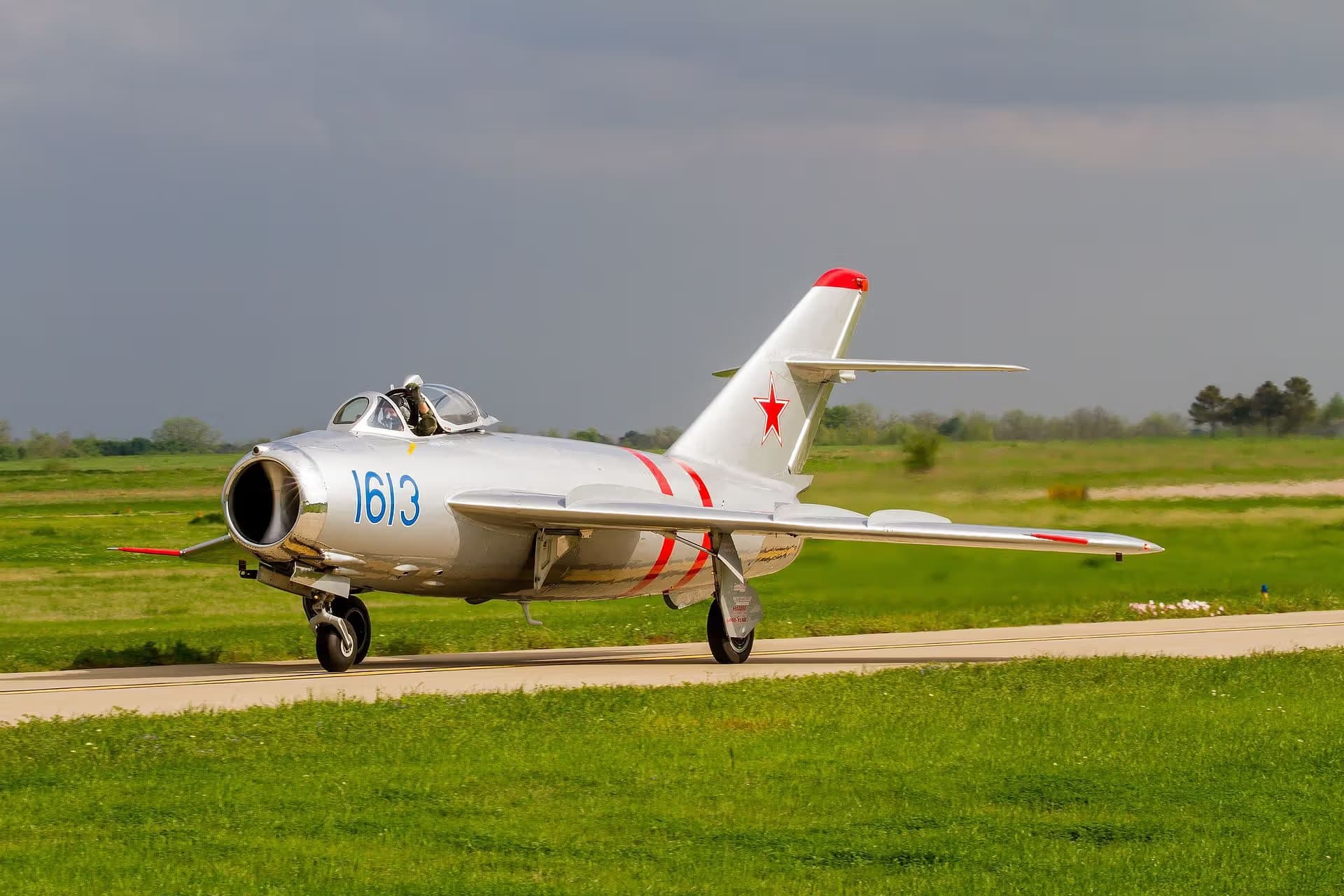 Unidentified — Aircraft
