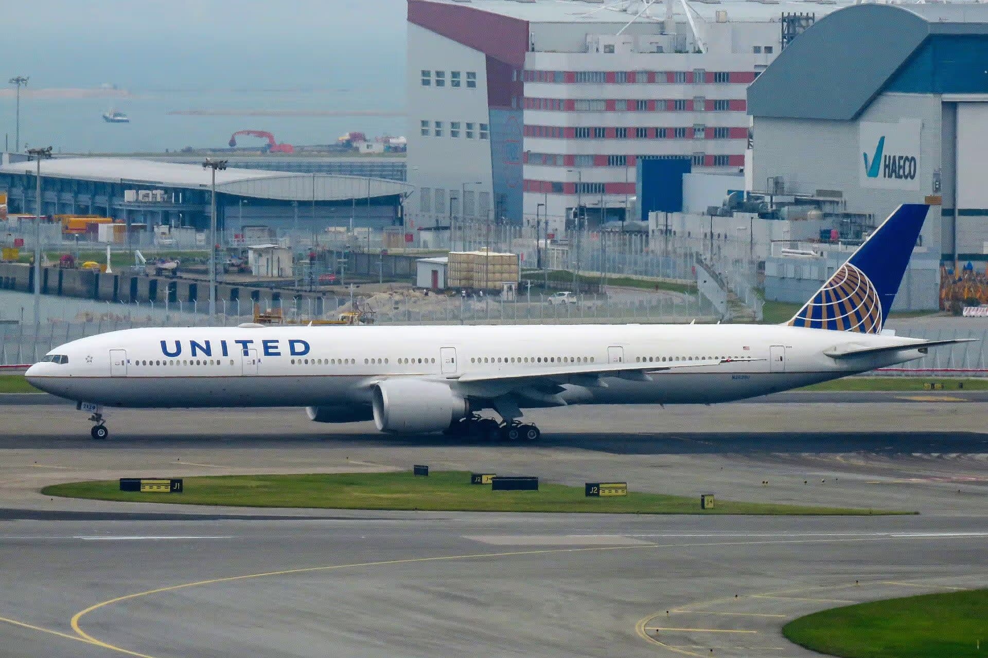 N2639U — Boeing