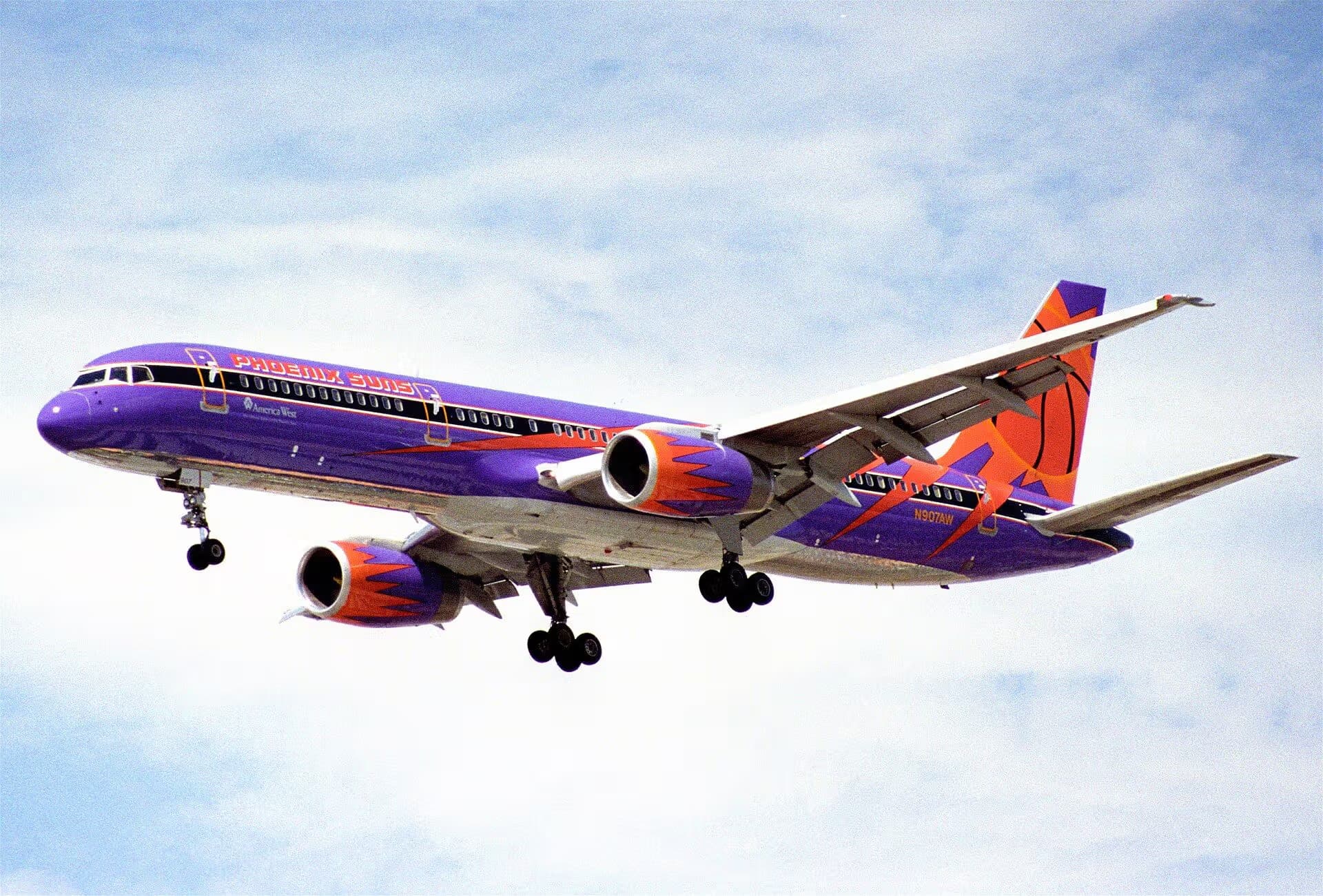 N907AW — Boeing
