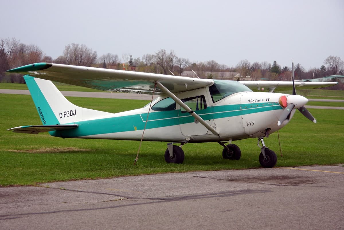 C-FGDJ — Cessna
