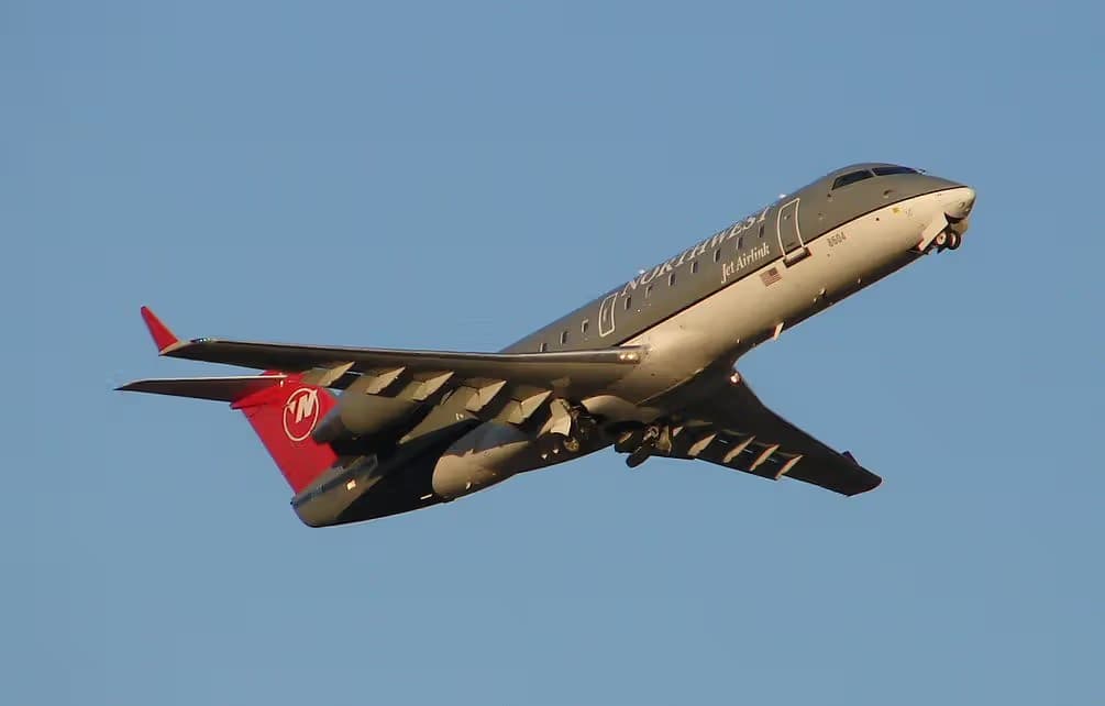 N8604C — Aircraft