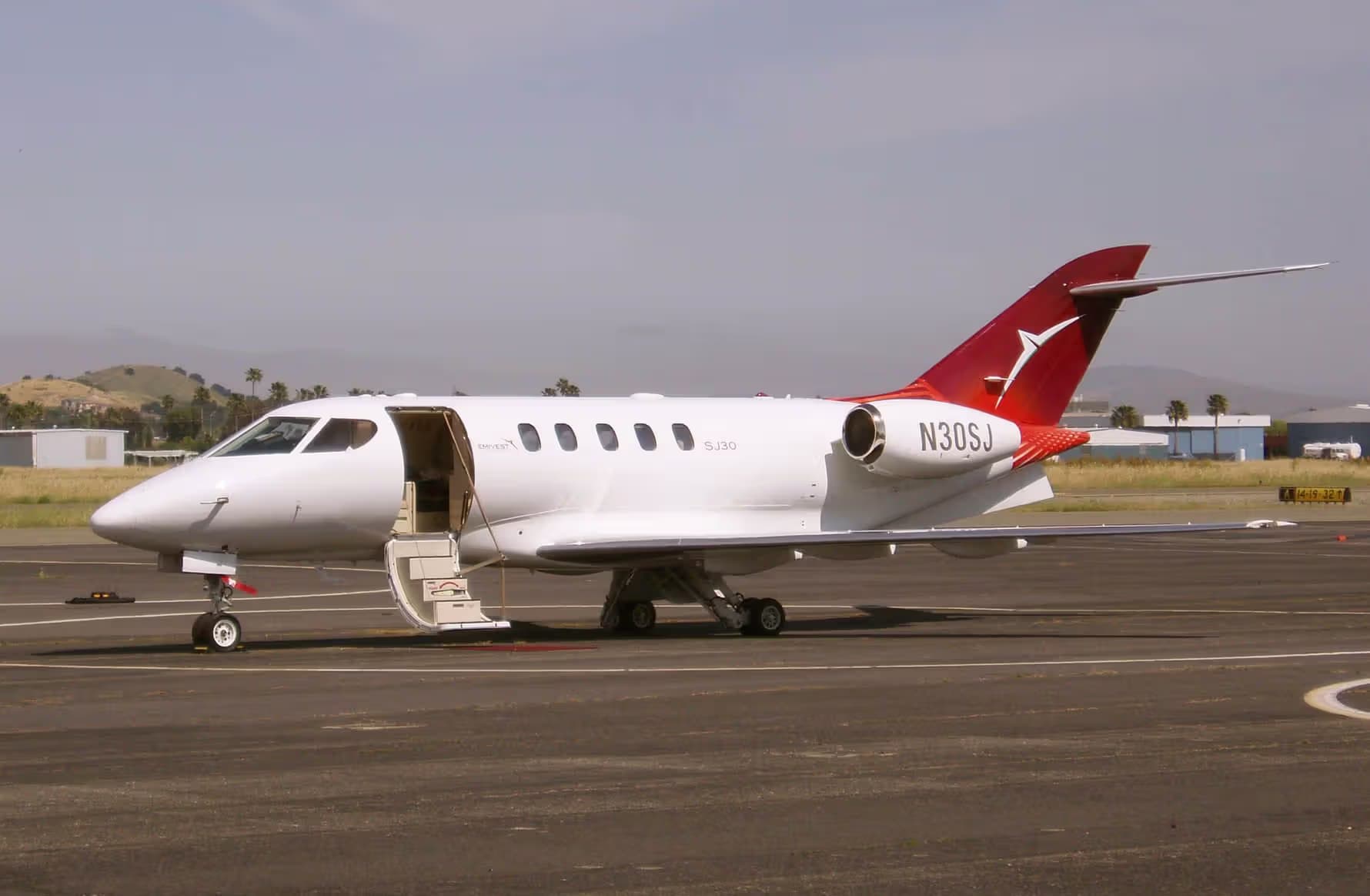 N30SJ — Business jet