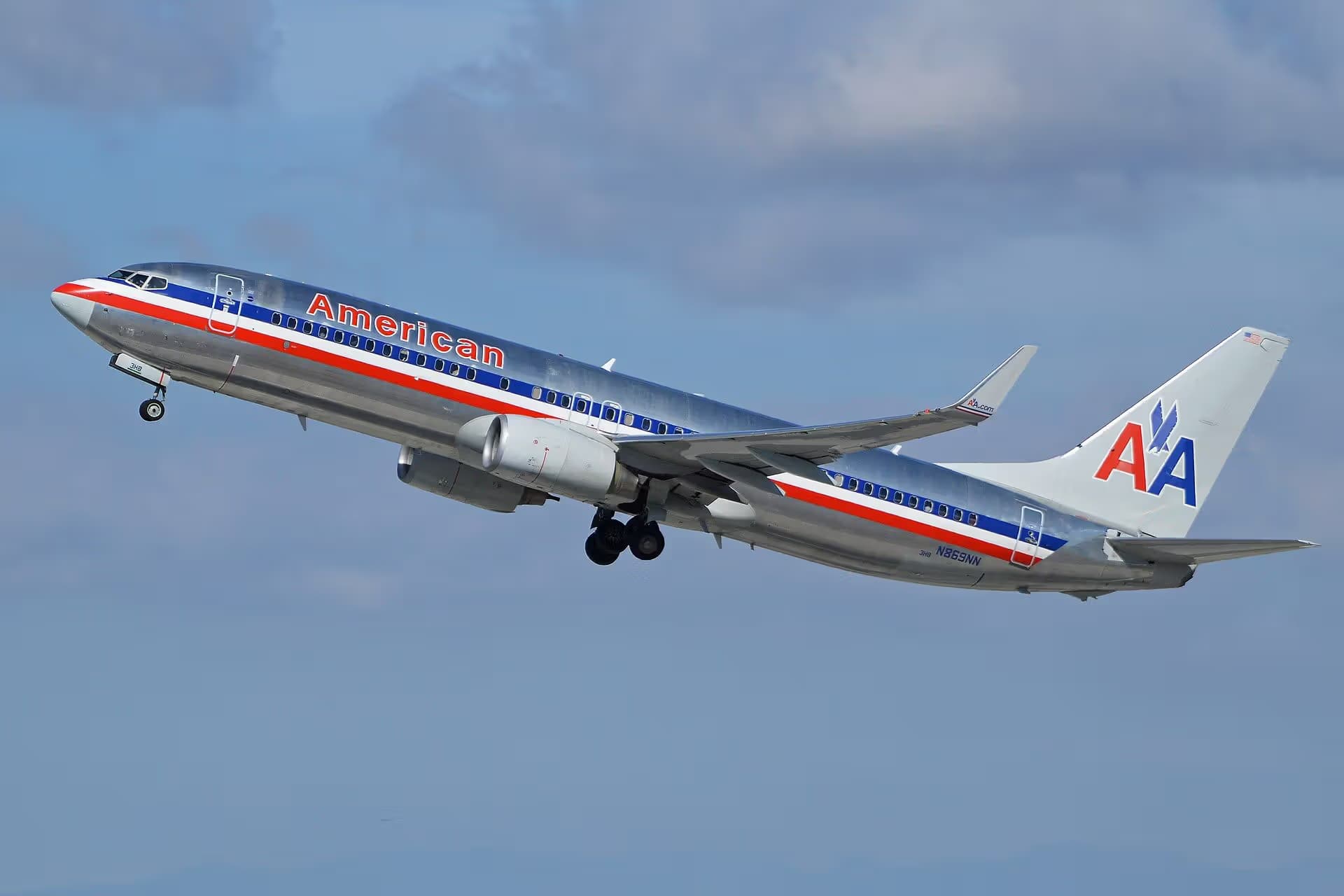 N869NN — Boeing