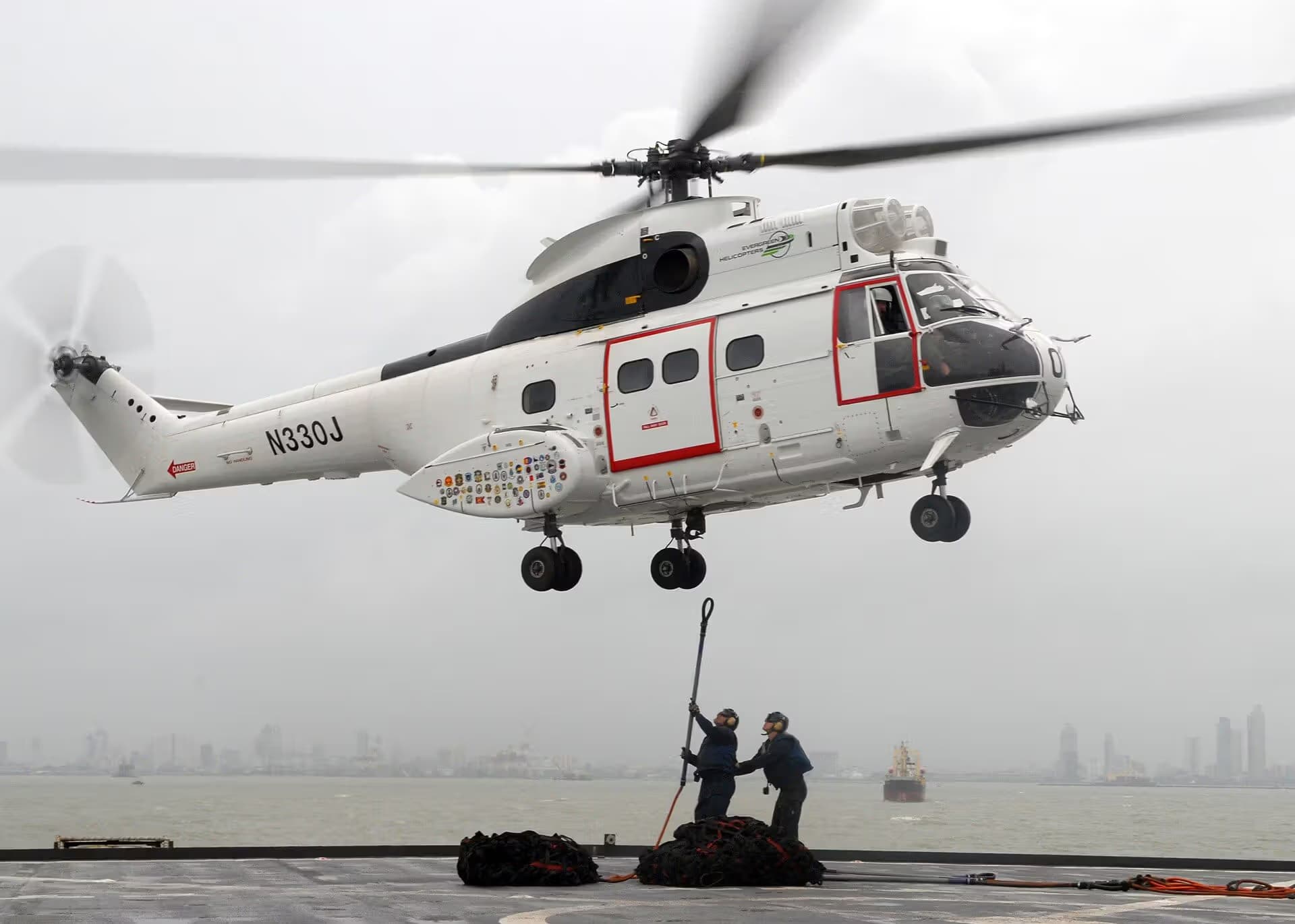 N330J — Helicopter