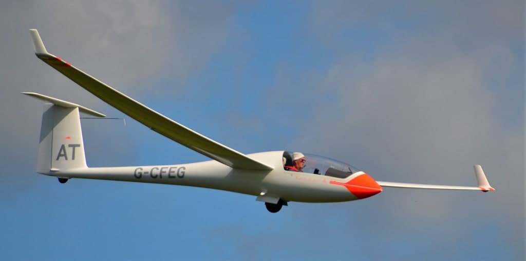 G-CFEG — Glider