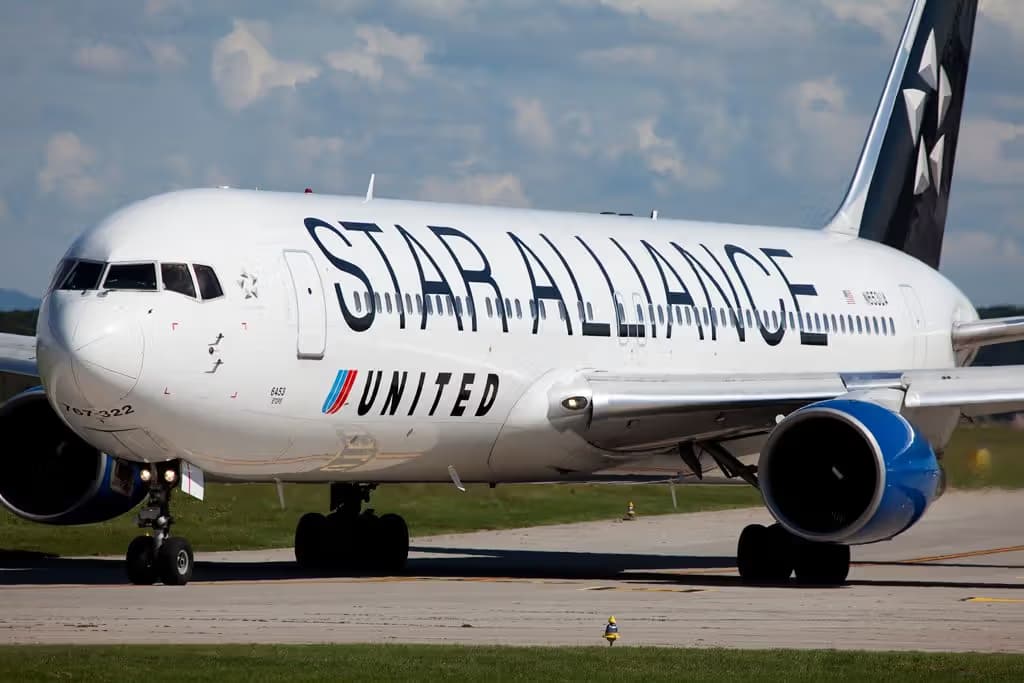 N653UA — Boeing