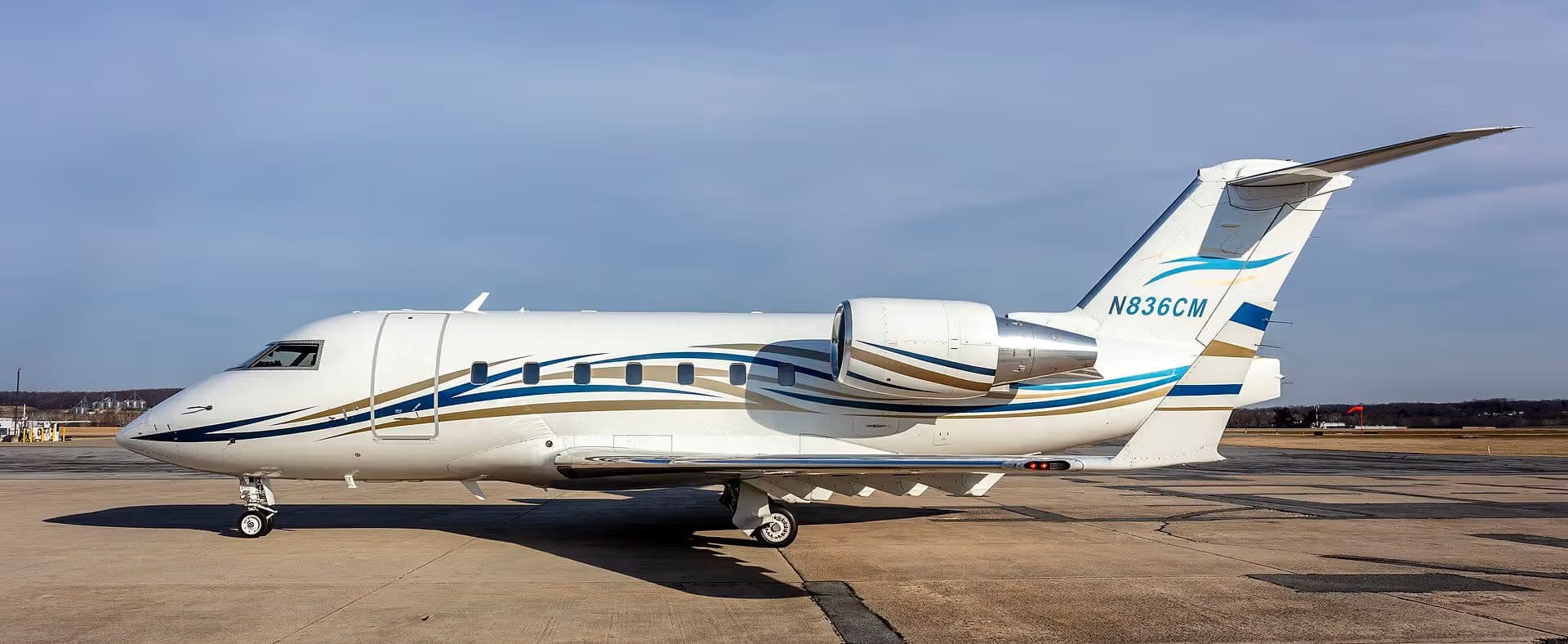 N836CM — Bombardier