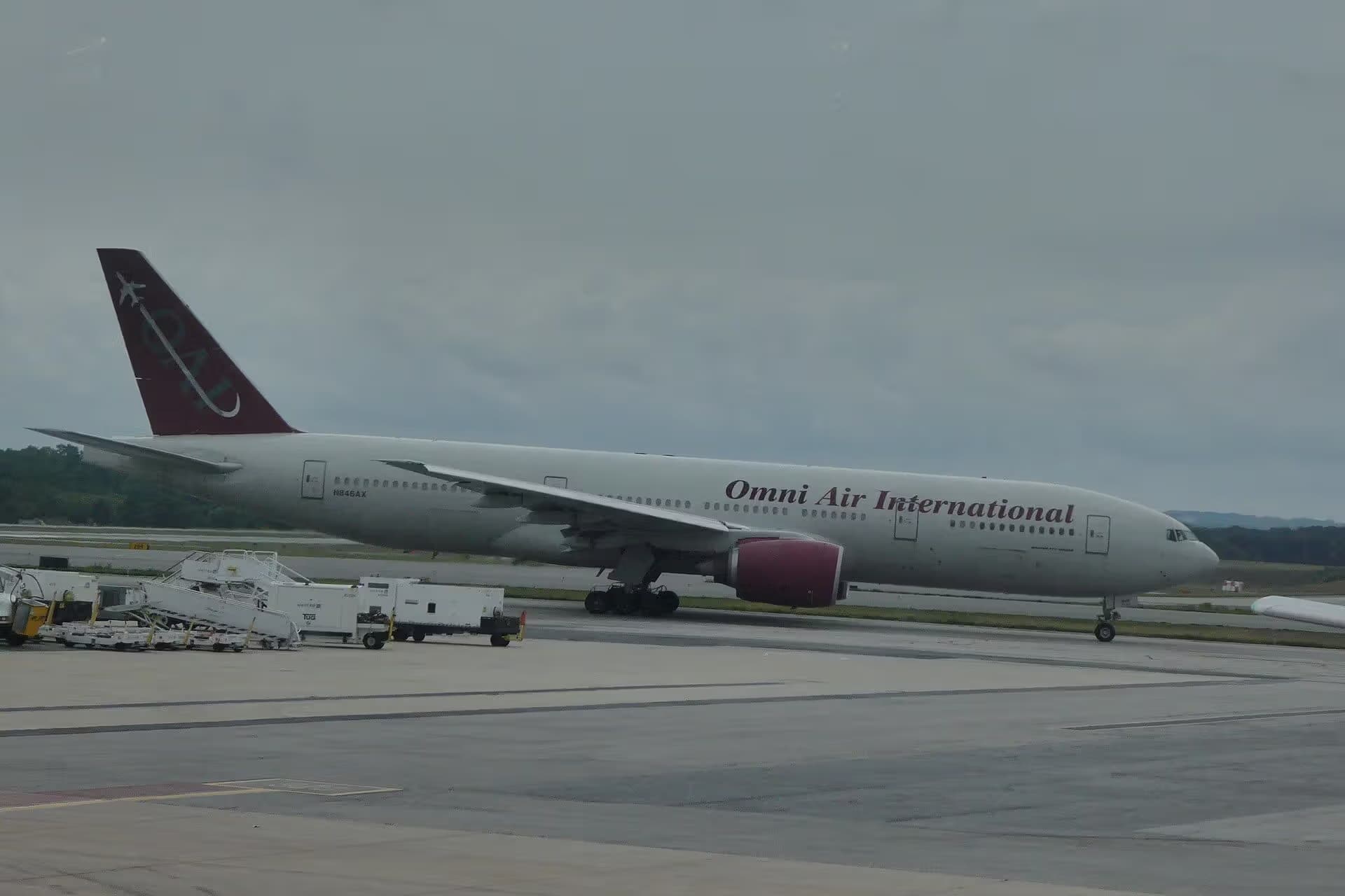 N846AX — Twin-engine aircraft