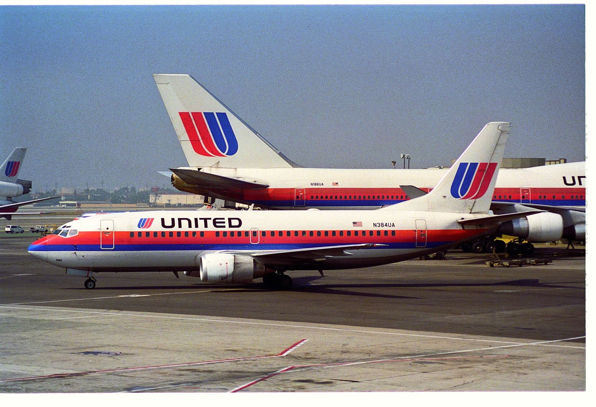 N384UA — Boeing