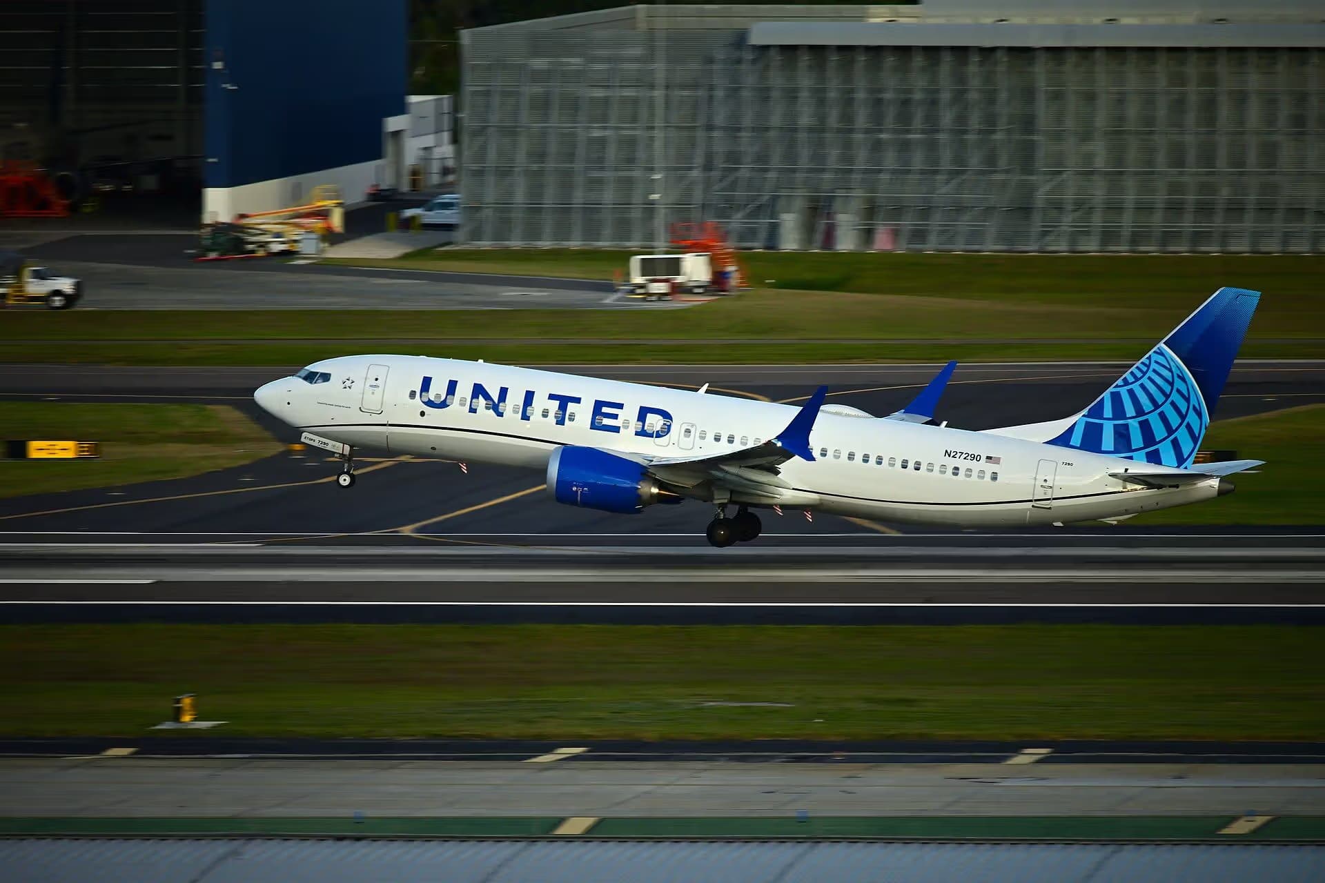 N27290 — Boeing