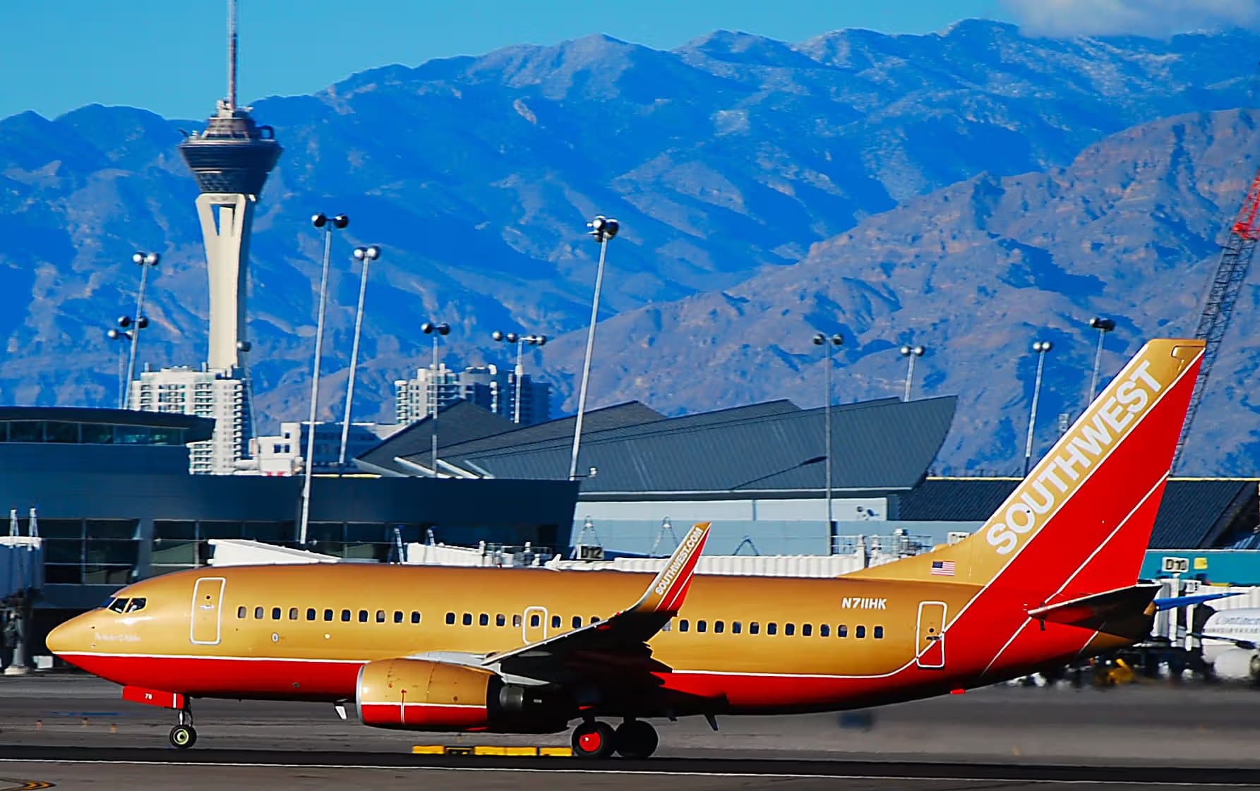 N711HK — Aircraft