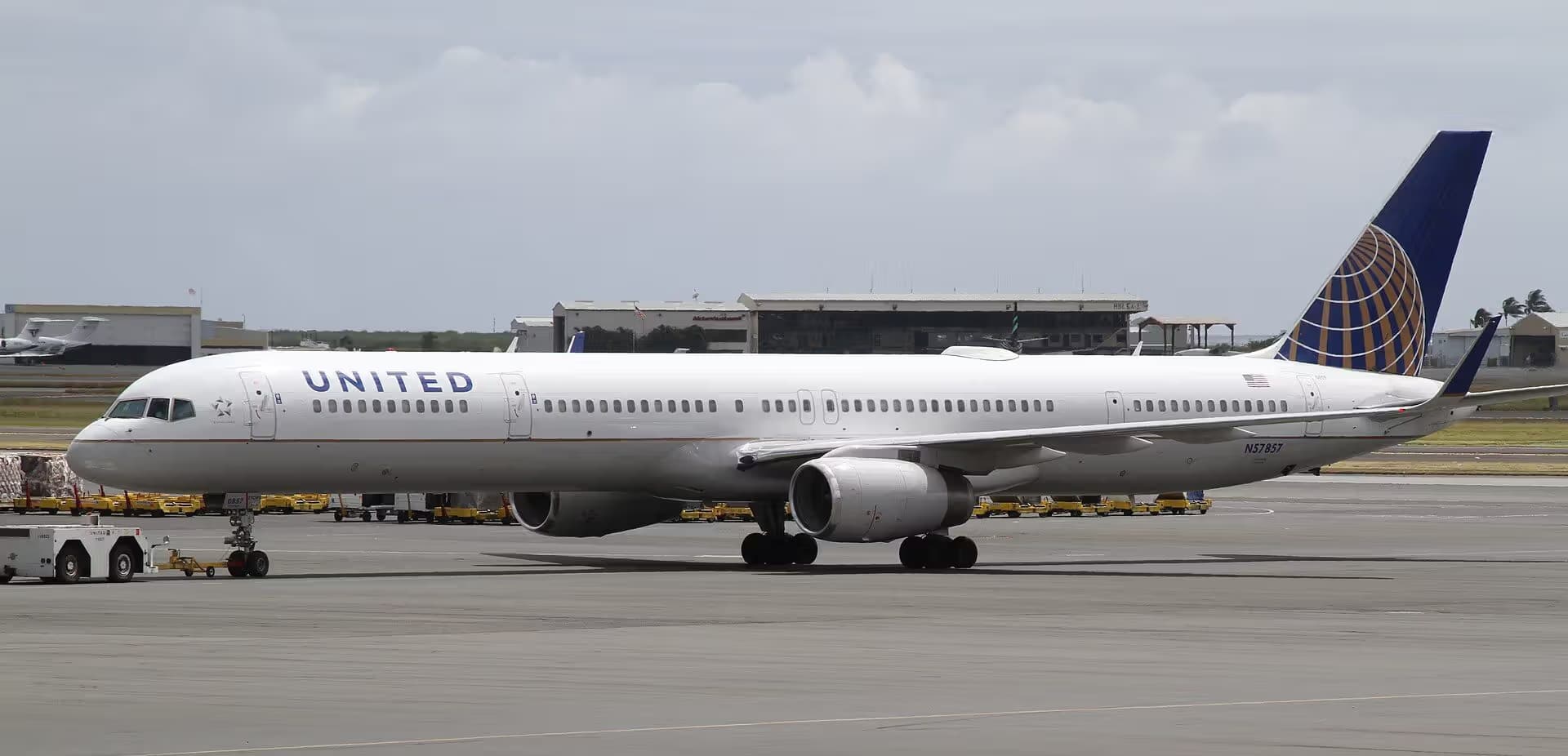 N57857 — Boeing