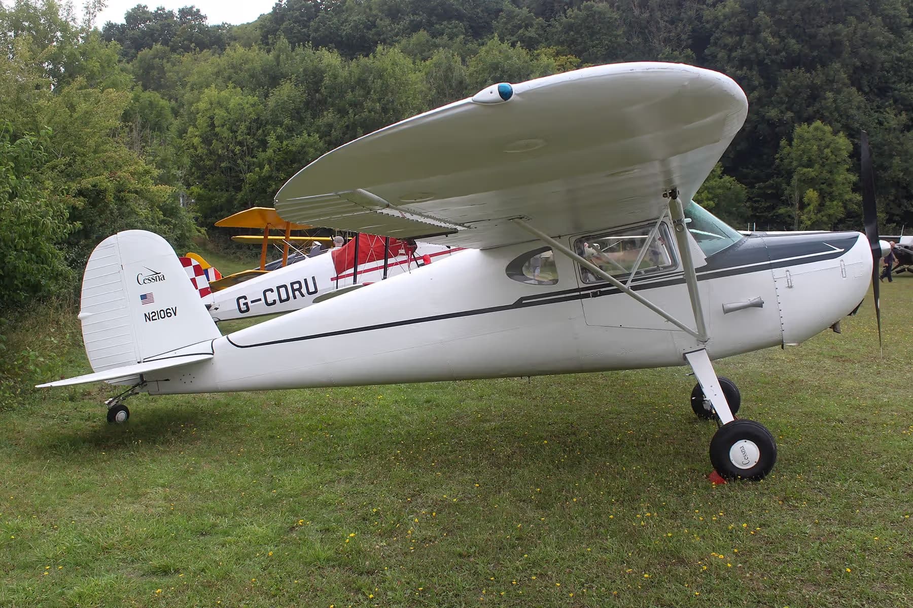 N2106V — Cessna