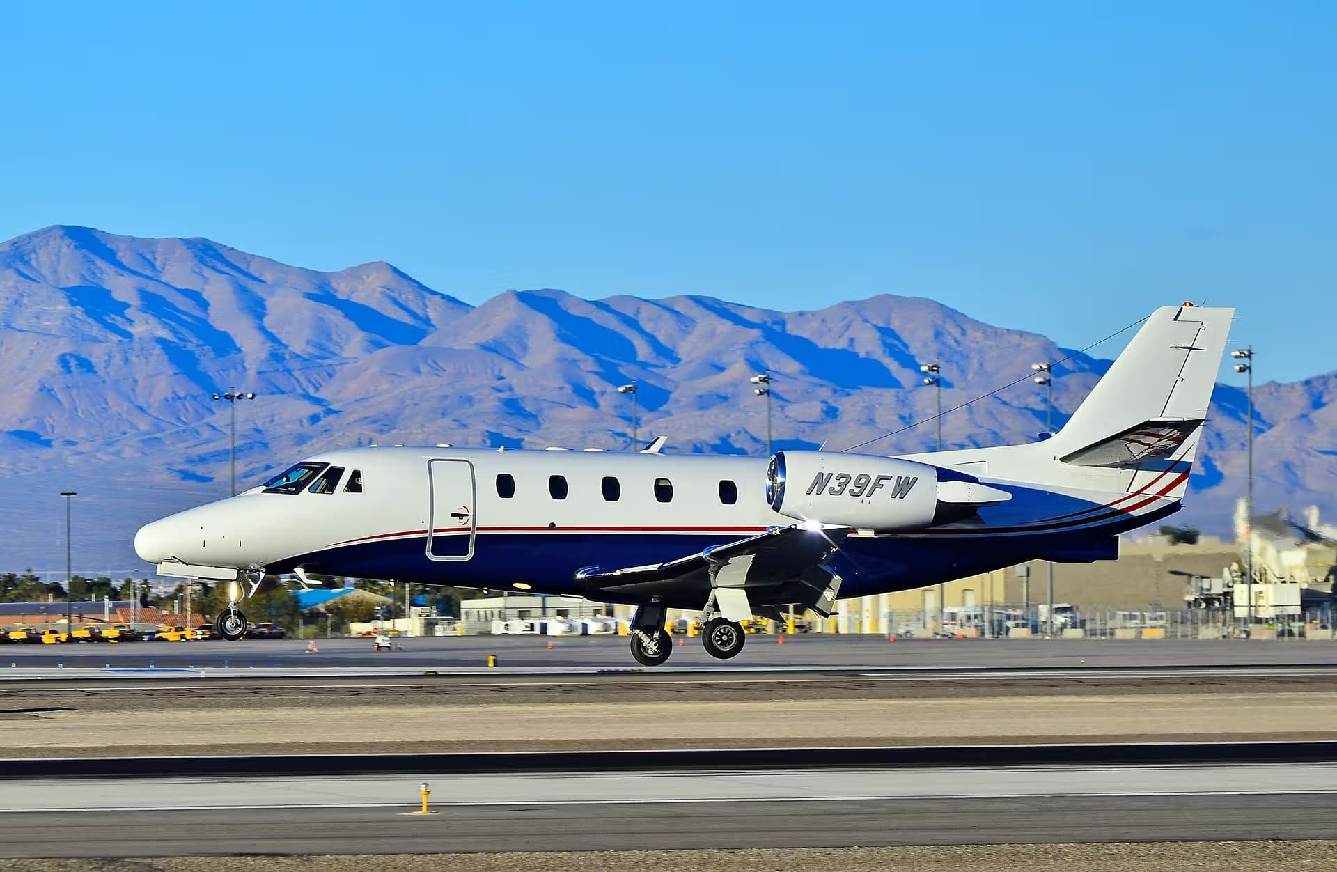 N39FW — Business jet