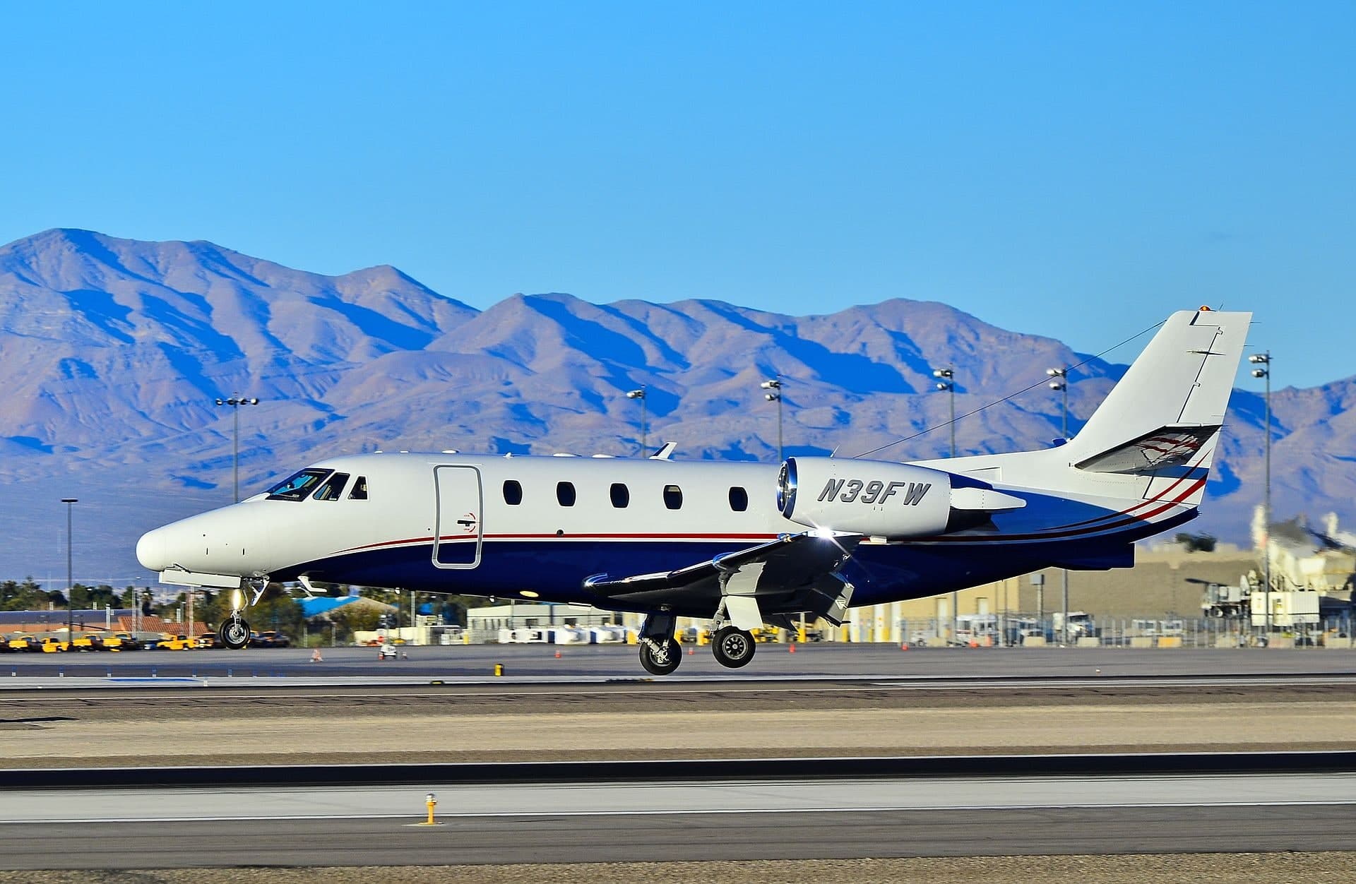 N39FW — Business jet