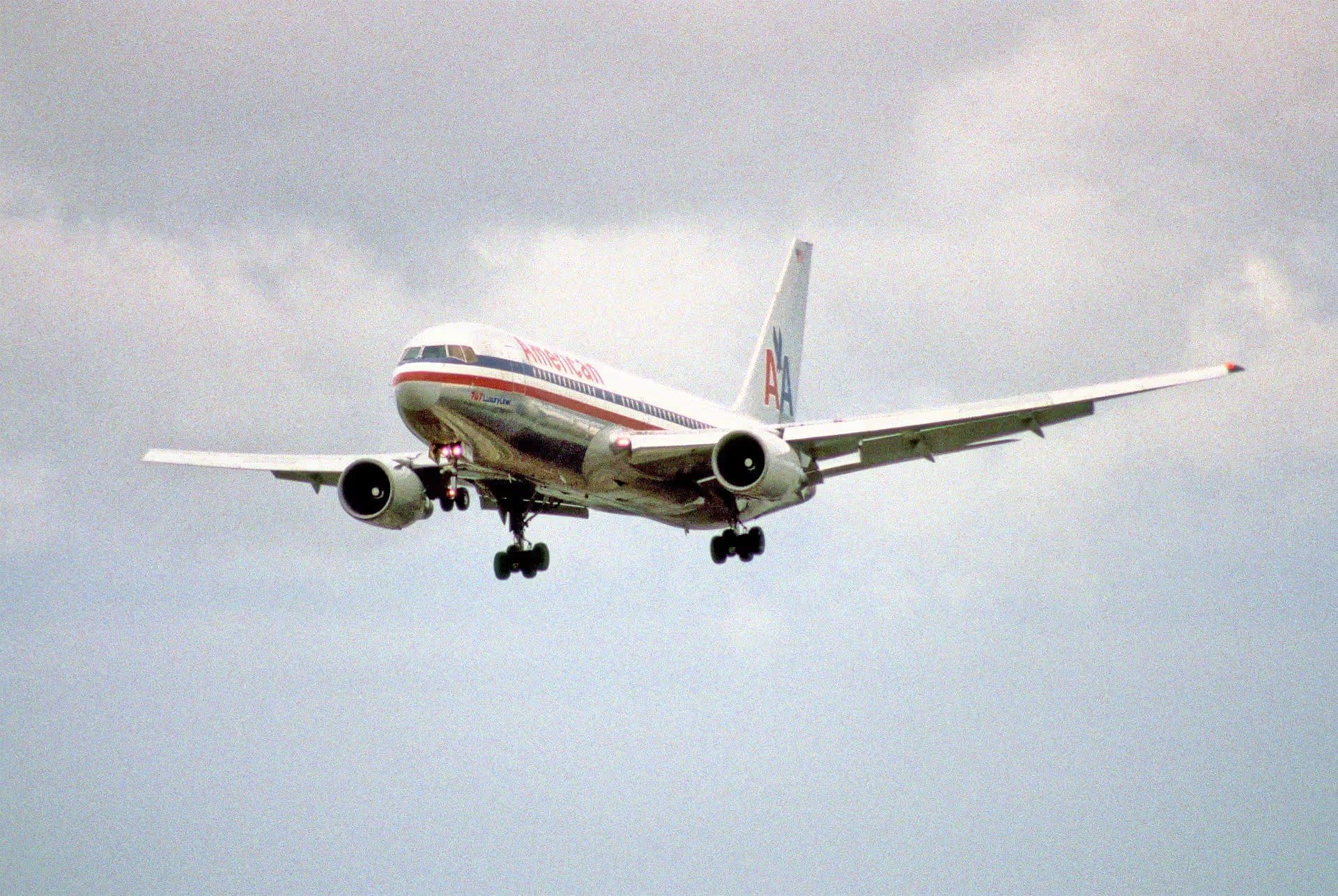 N317AA — Boeing
