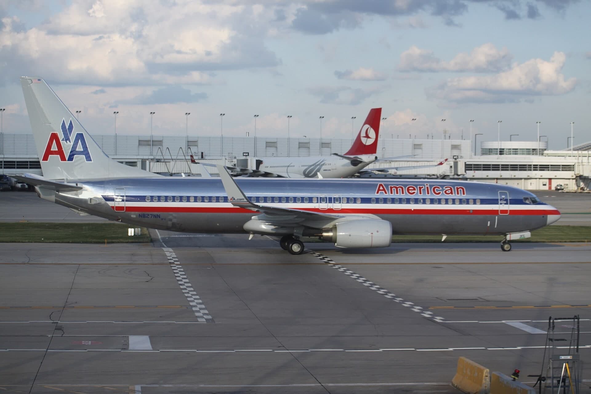 N827NN — Boeing