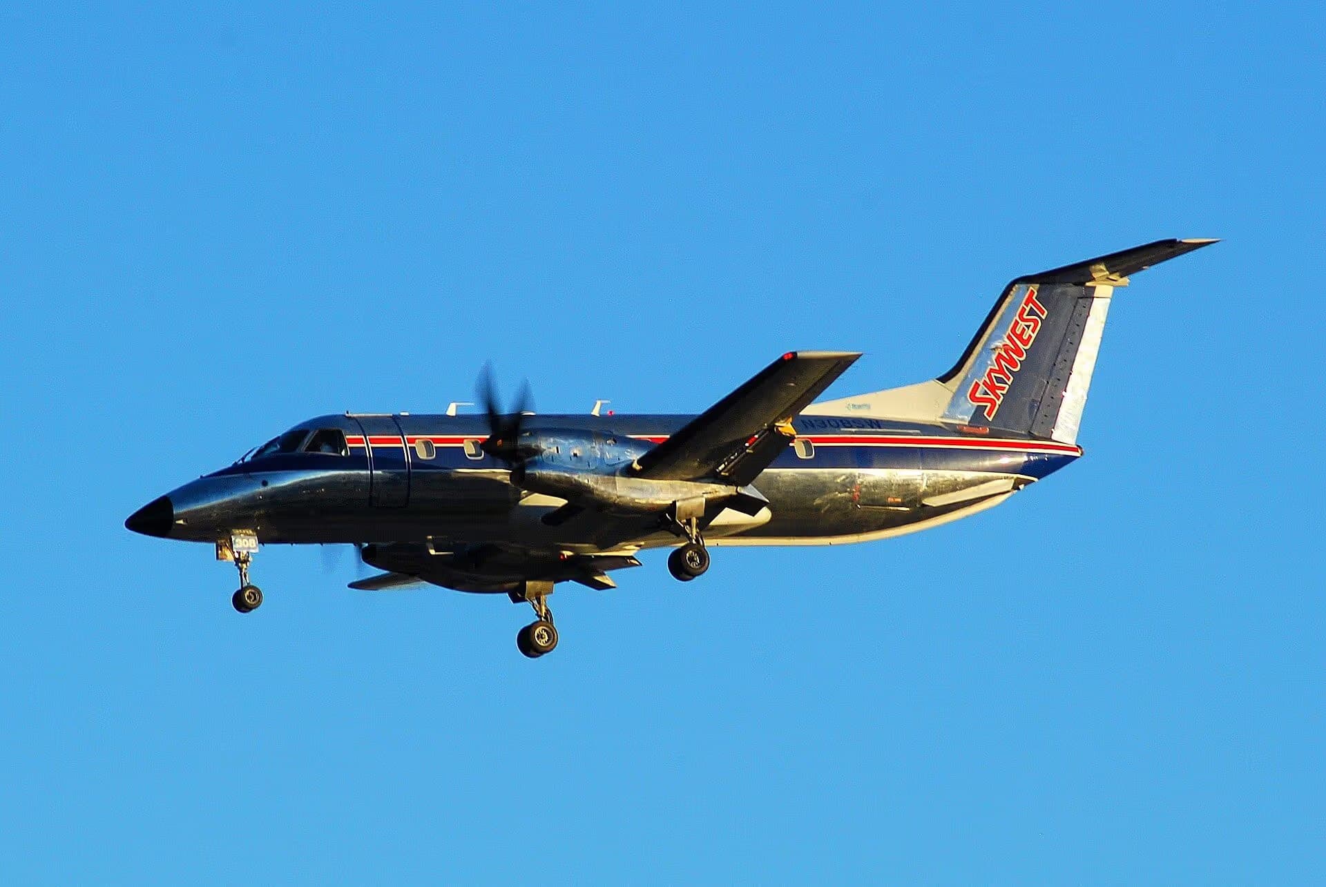 N308SW — Embraer