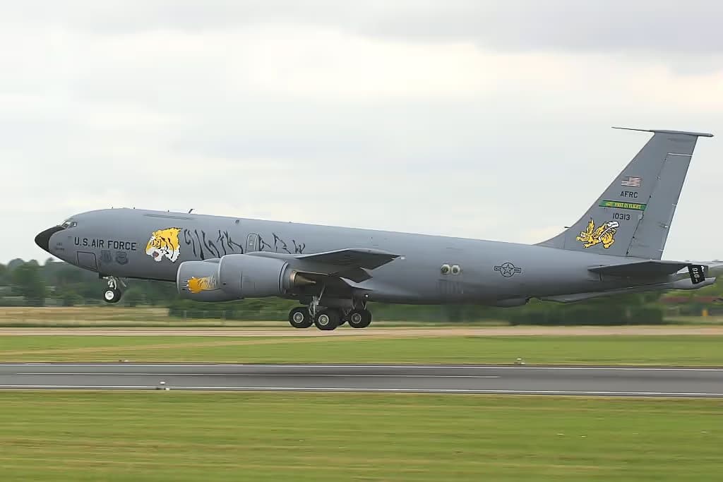 Unidentified — Aircraft
