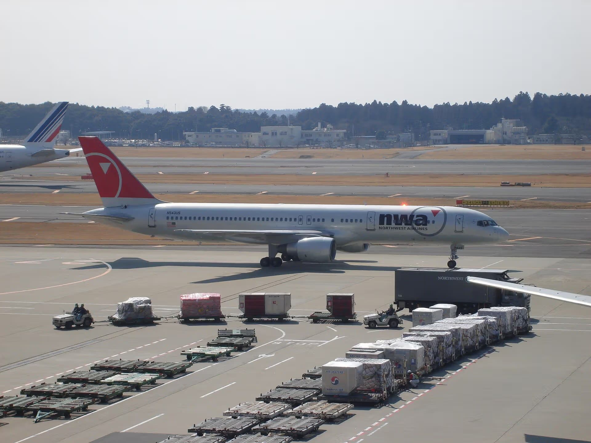 N543US — Boeing