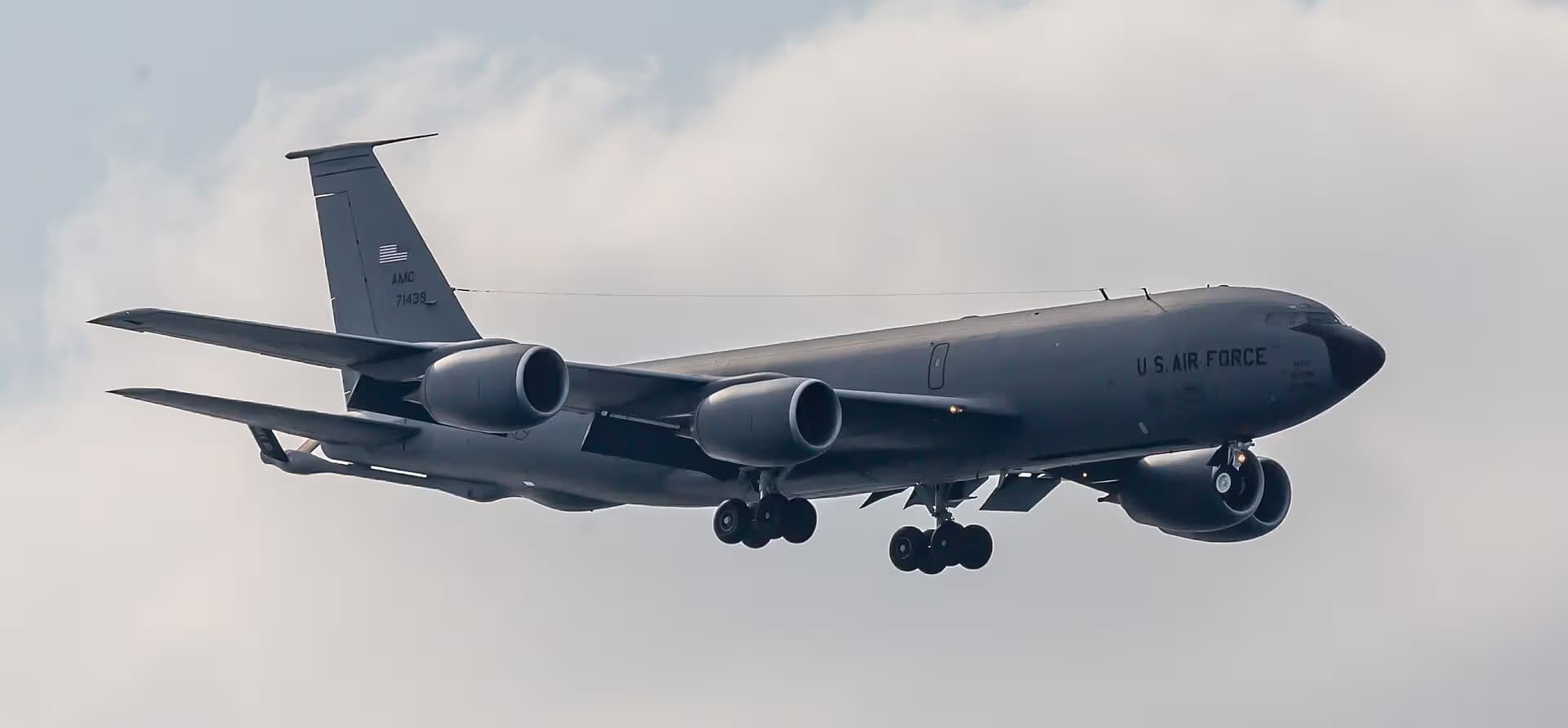 Unidentified — Aircraft