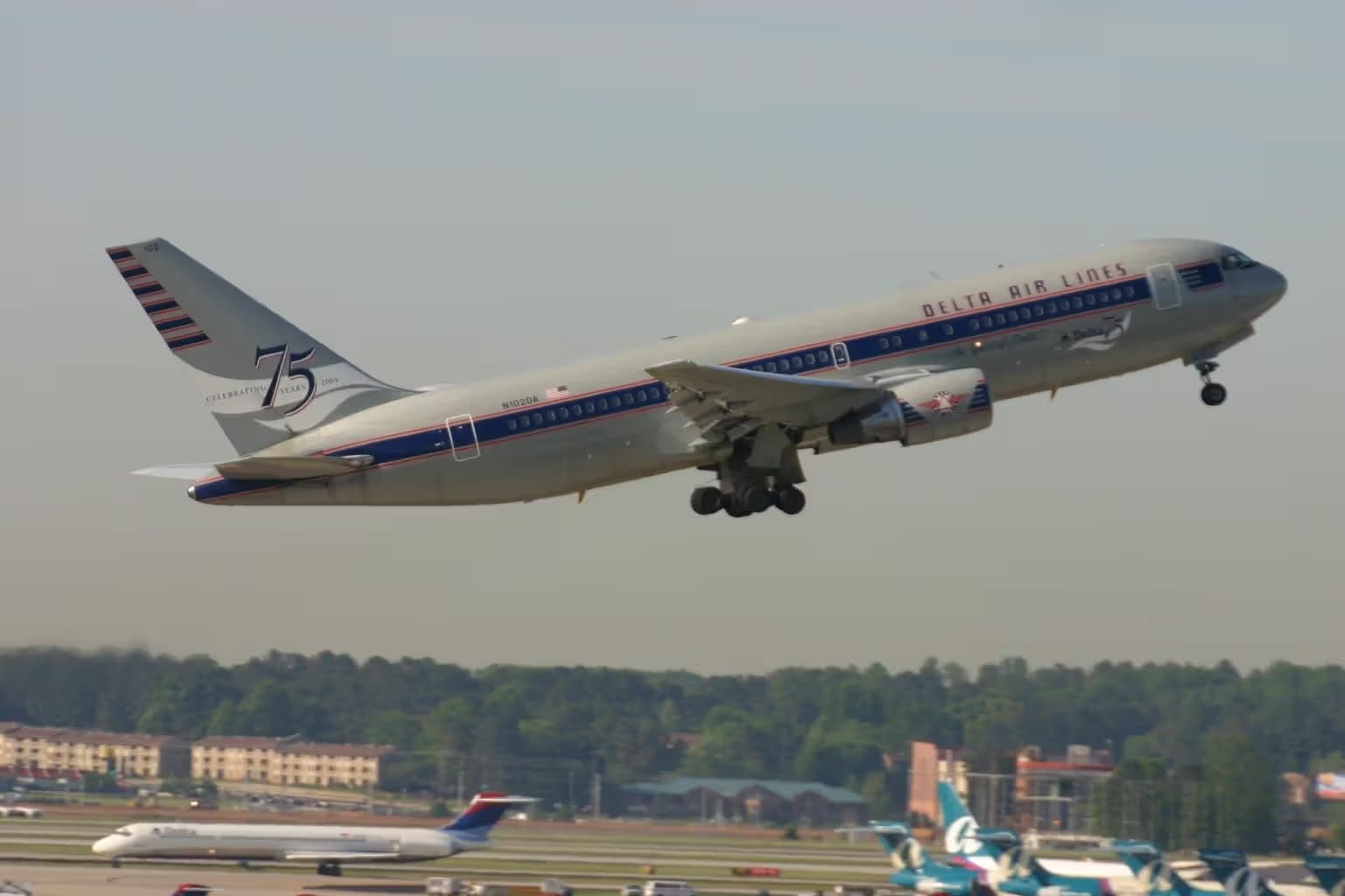 N102DA — Boeing