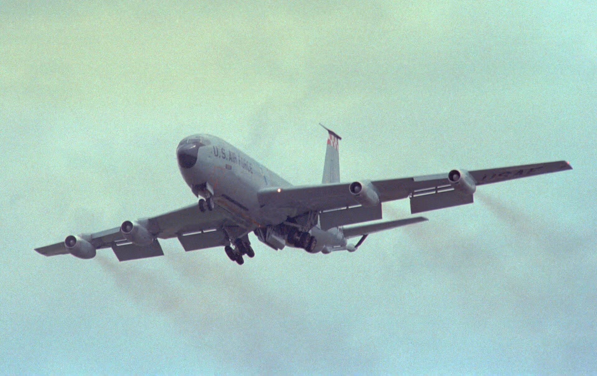 Unidentified — Boeing