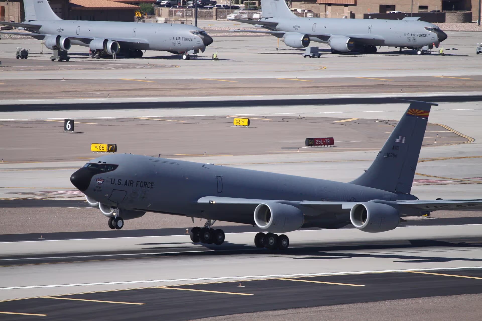 Unidentified — Boeing