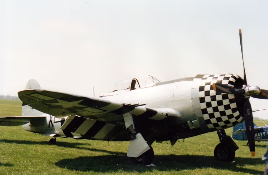 Unidentified — Warbird