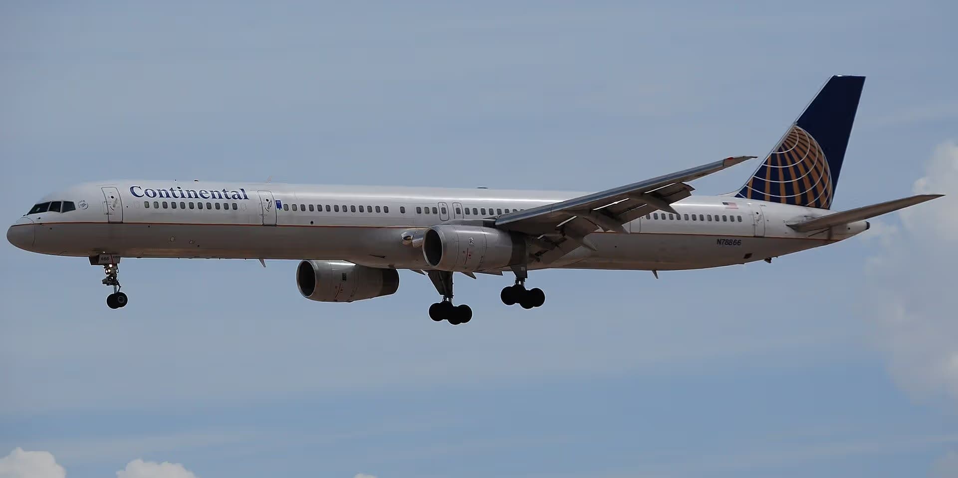 N78866 — Boeing