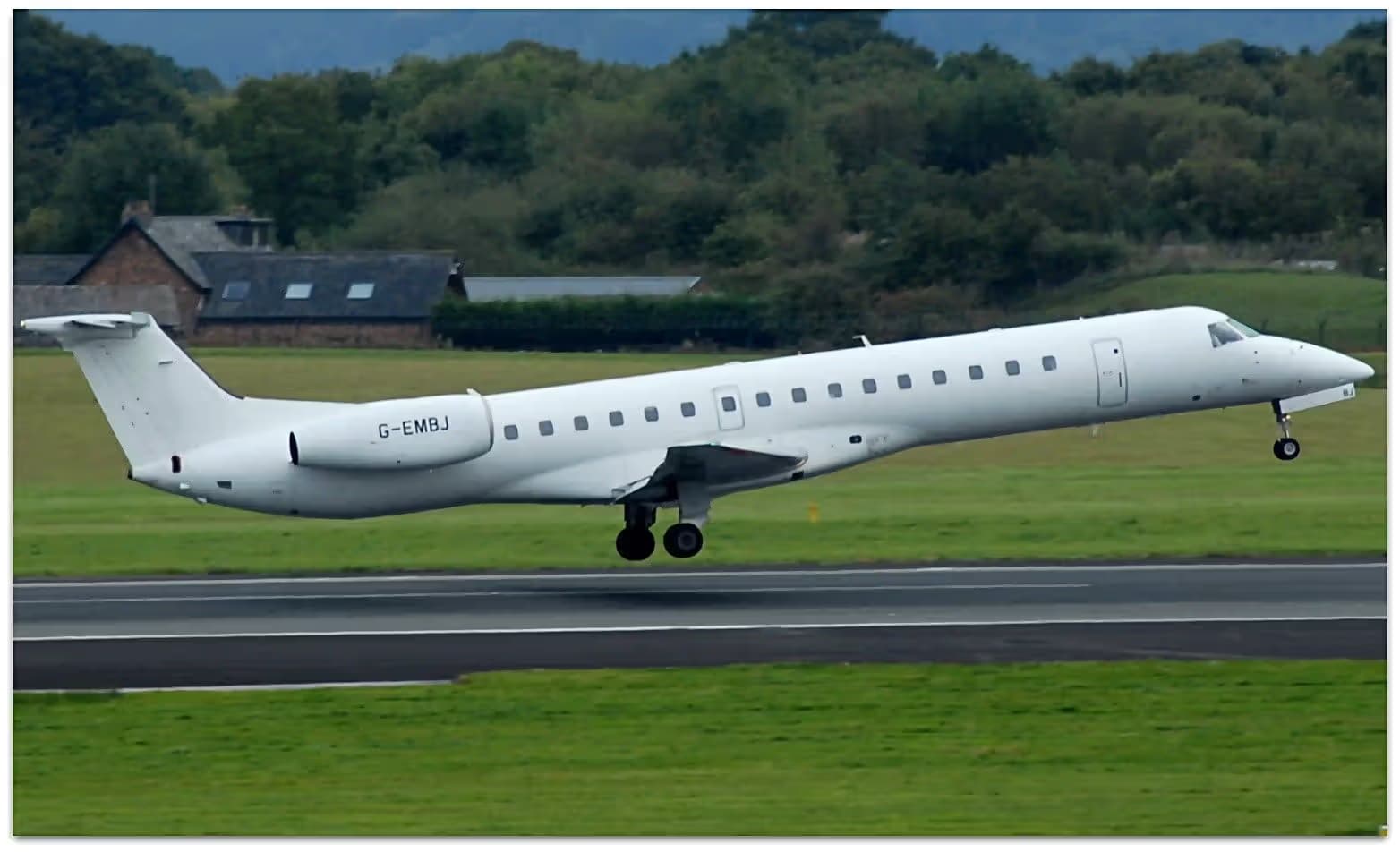 G-EMBJ — Aircraft