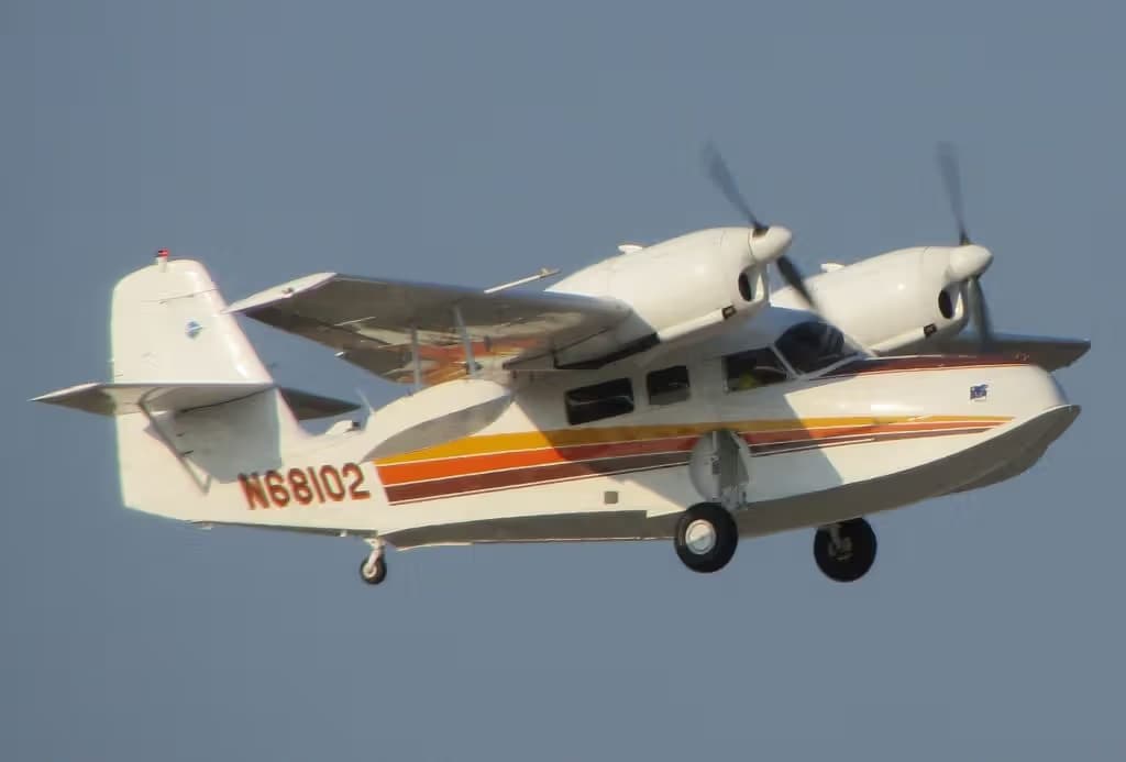 N68102 — Twin-engine aircraft