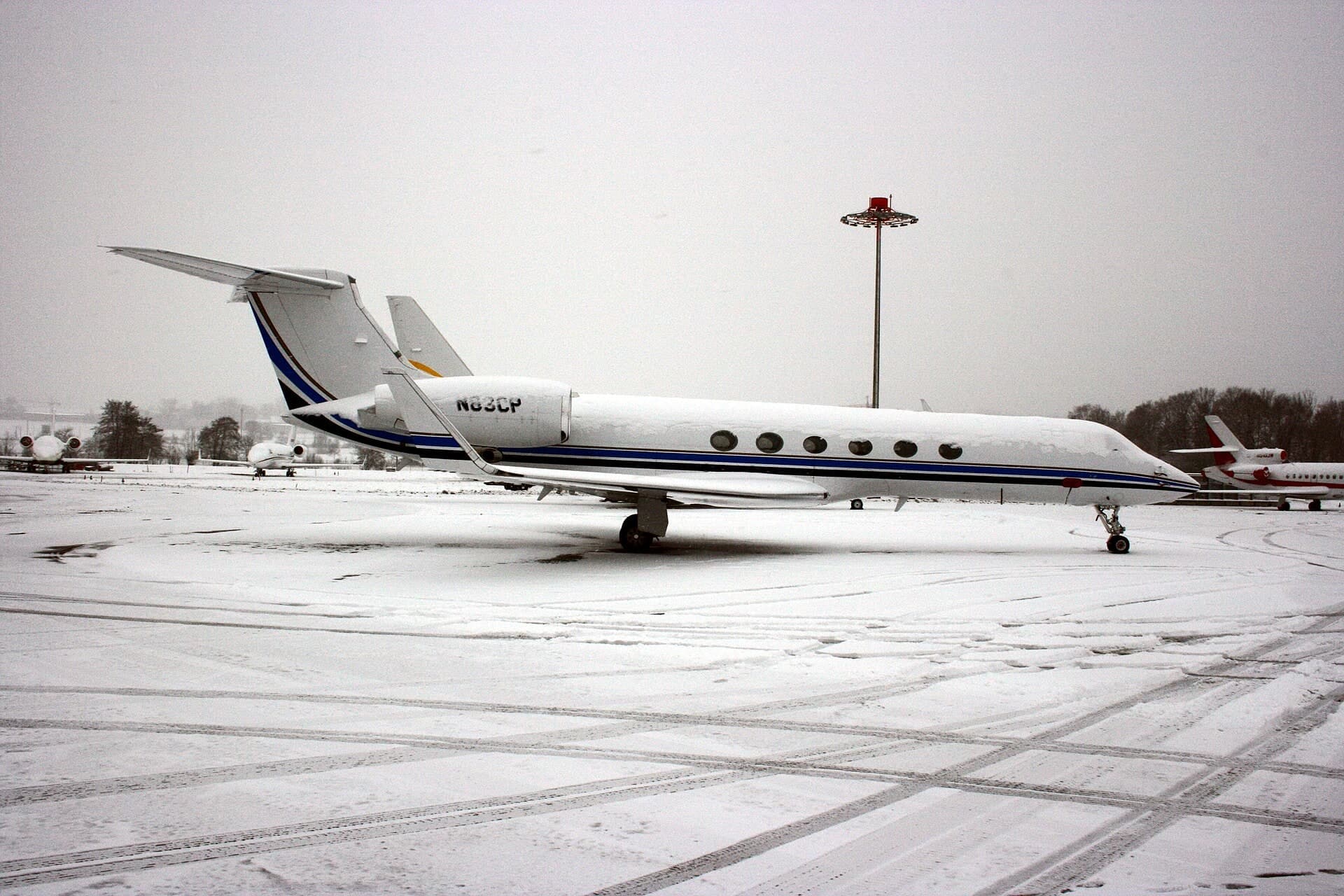N83CP — Business jet