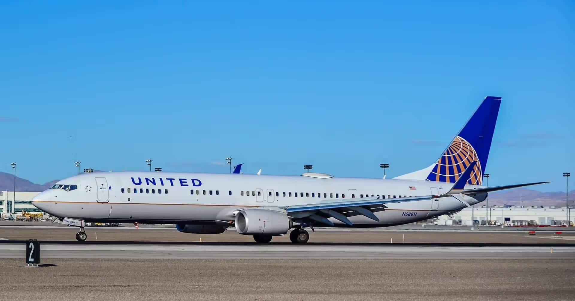 N68811 — Boeing