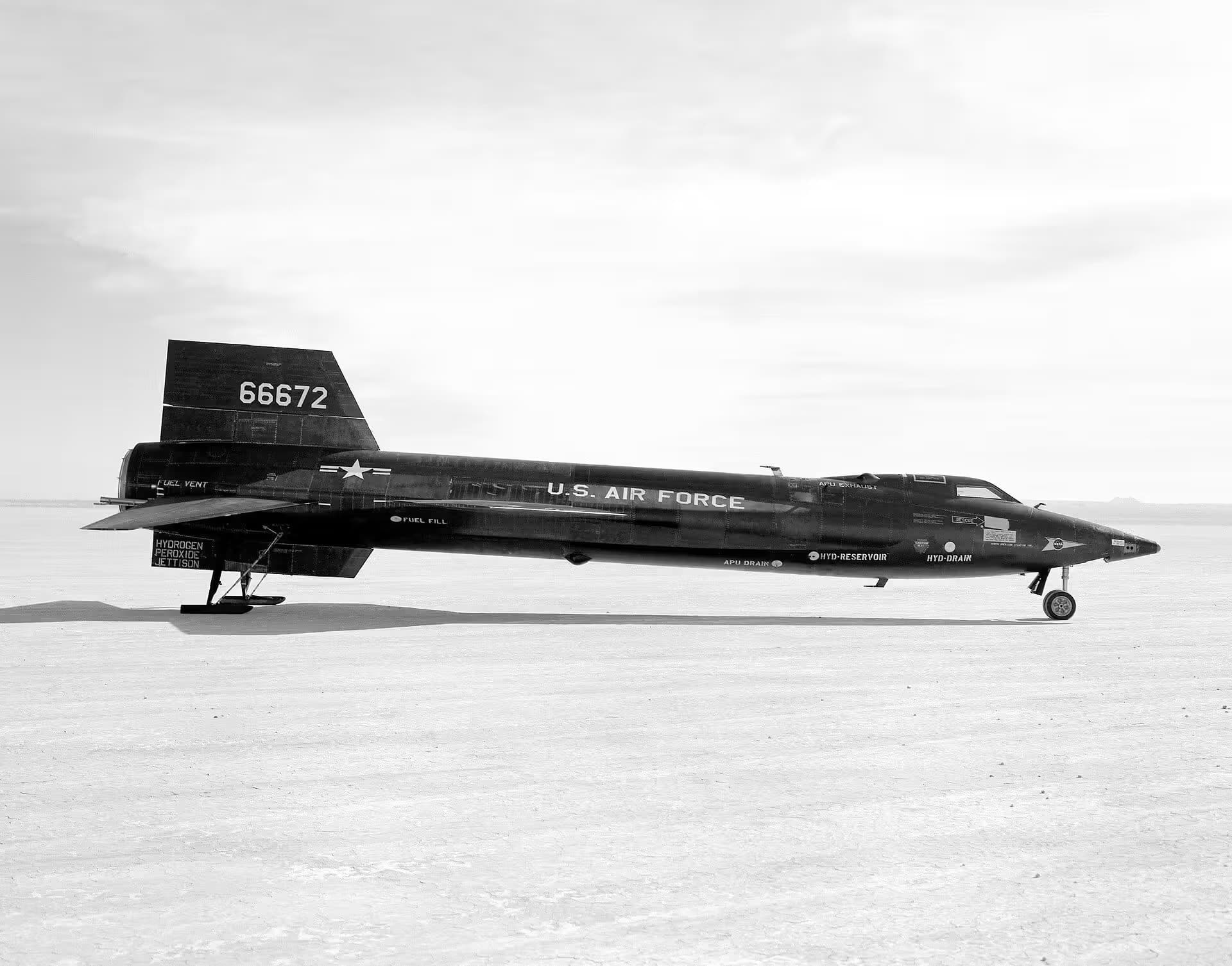 Unidentified — Aircraft at Edwards Air Force Base