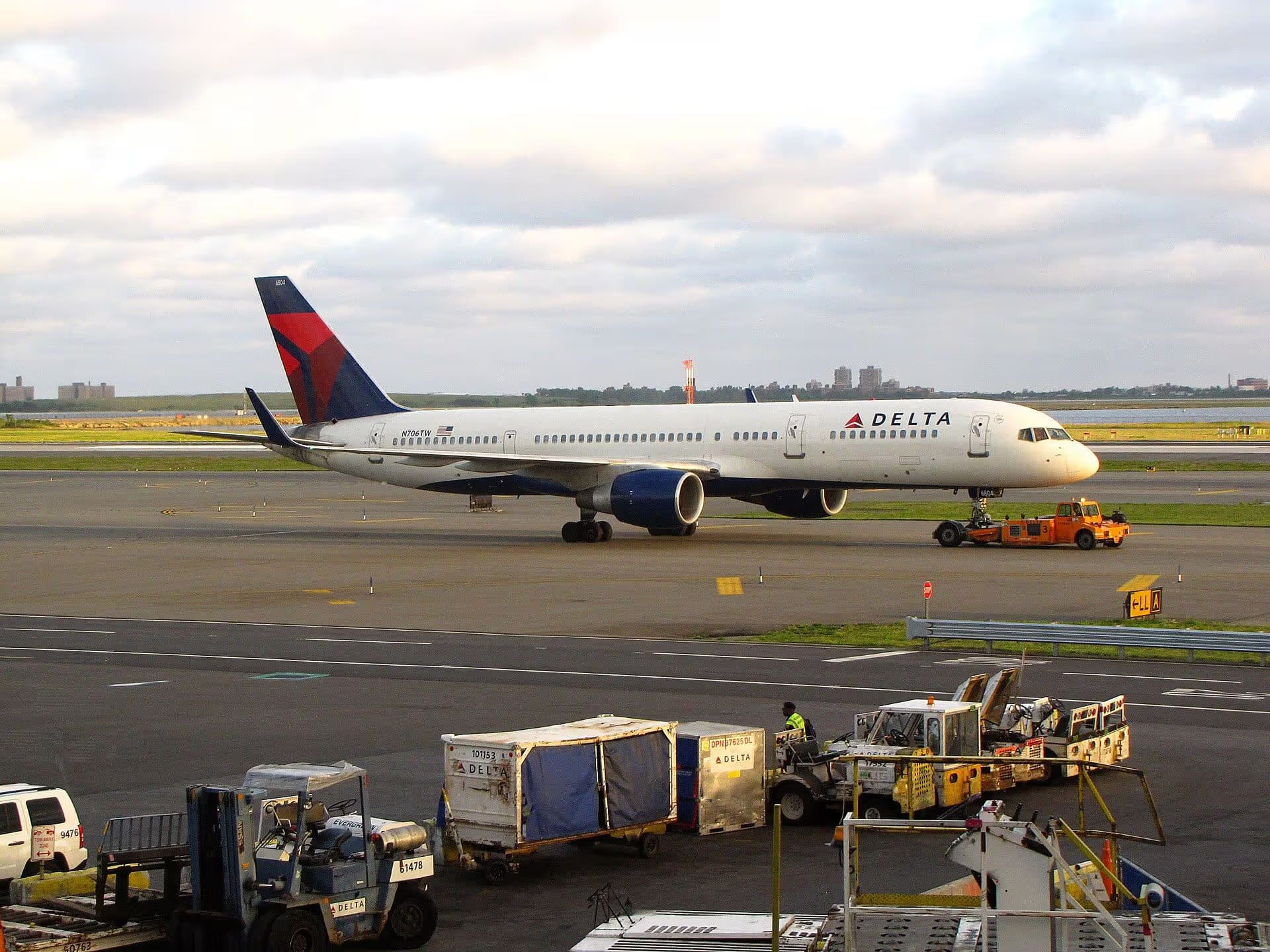 N706TW — Boeing