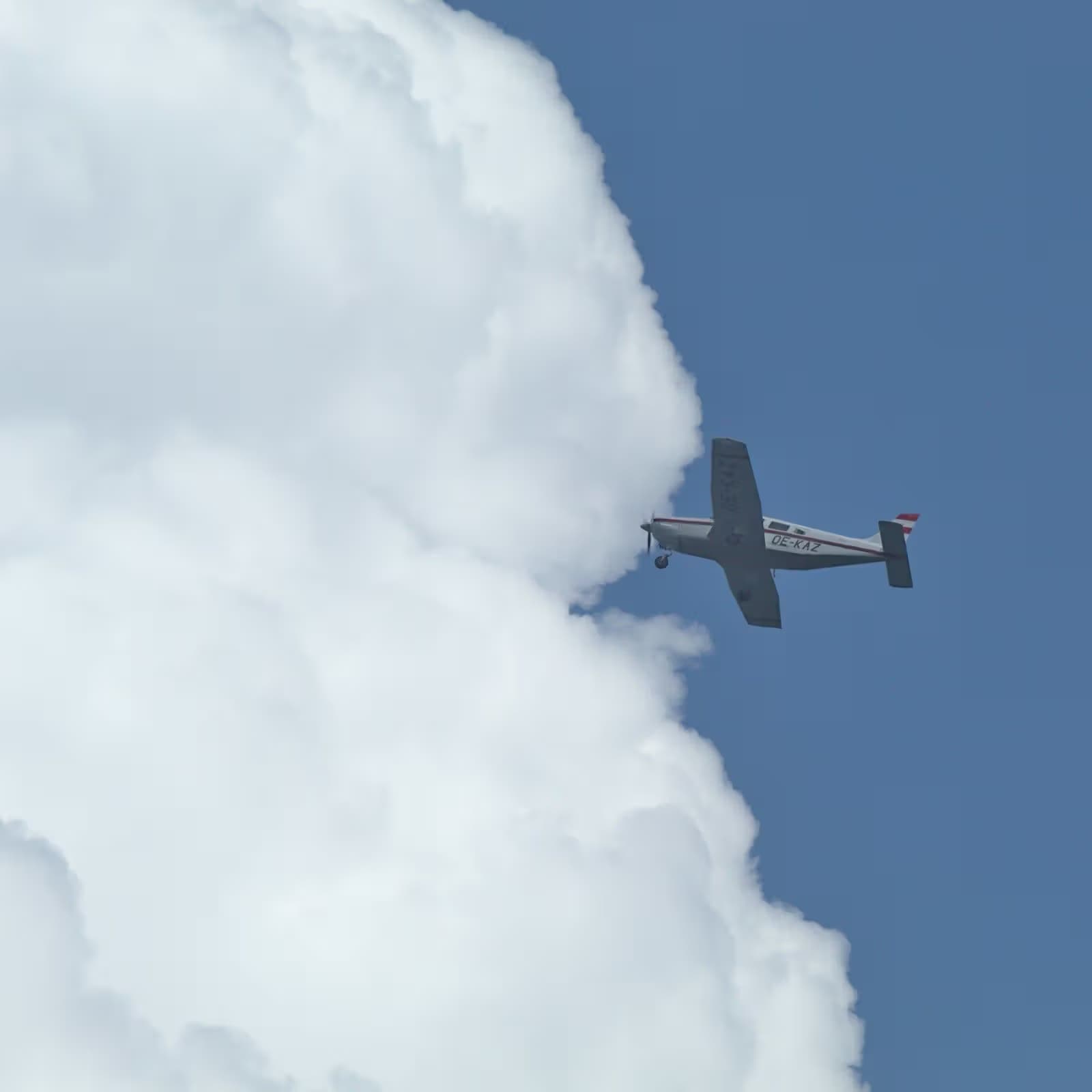 OE-KAZ — Single-engine aircraft