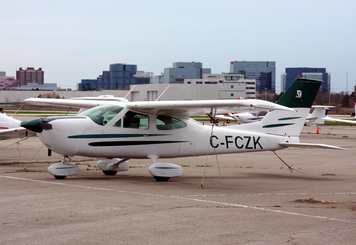 C-FCZK — Cessna