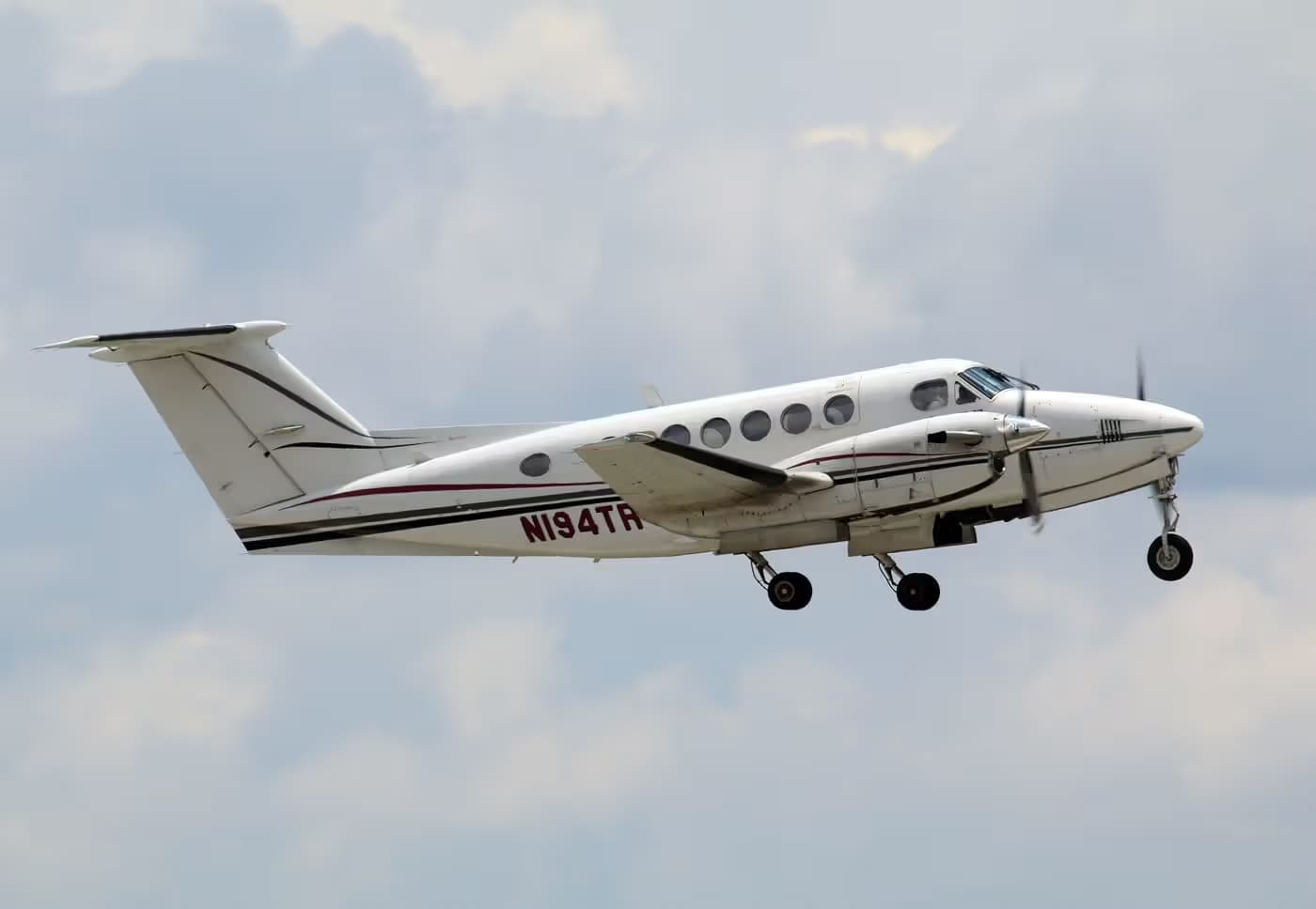 N194TR — Beechcraft