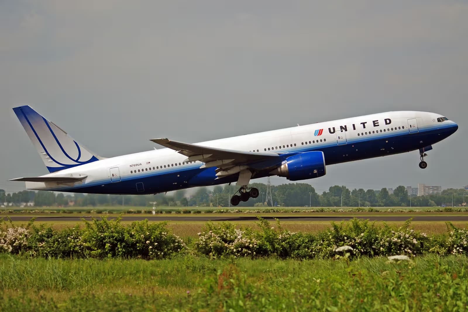 N769UA — Boeing