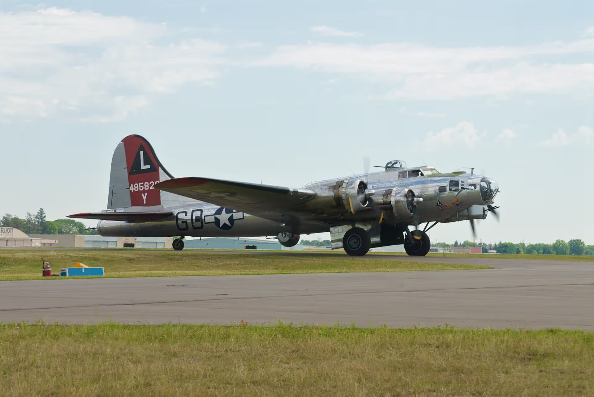 Unidentified — Aircraft