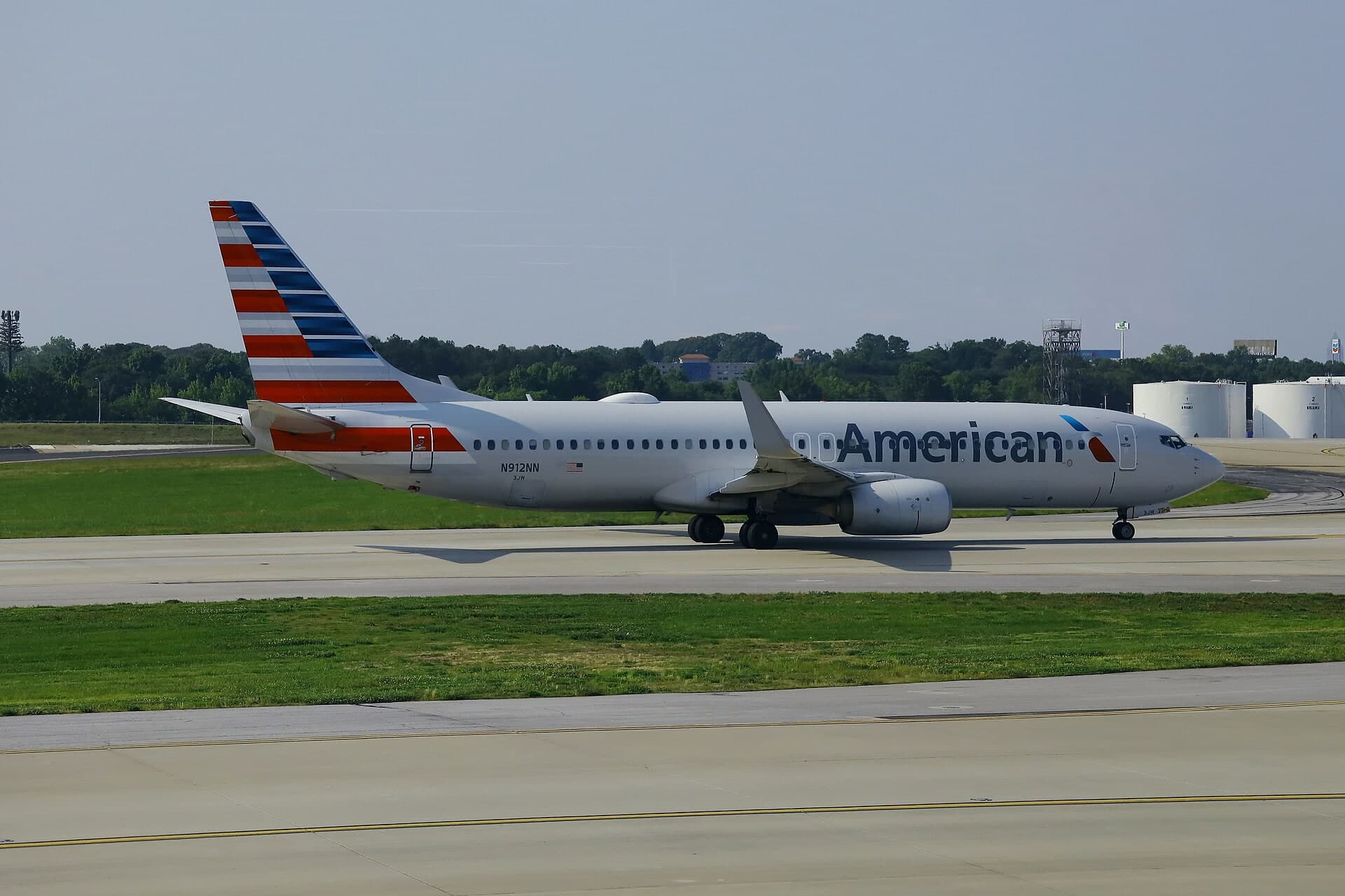 N912NN — Twin-engine aircraft
