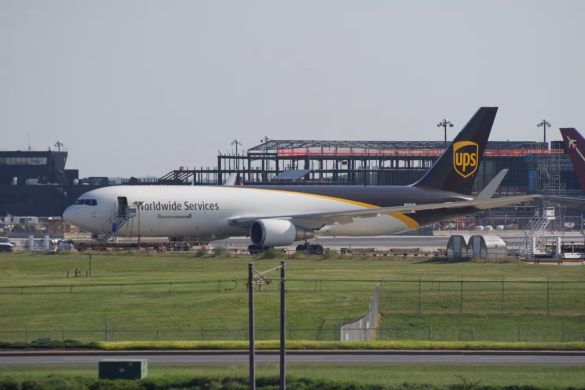 N306UP — Boeing